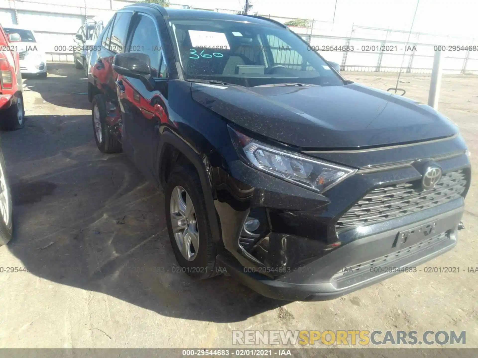 1 Фотография поврежденного автомобиля 2T3W1RFV9KW016033 TOYOTA RAV4 2019