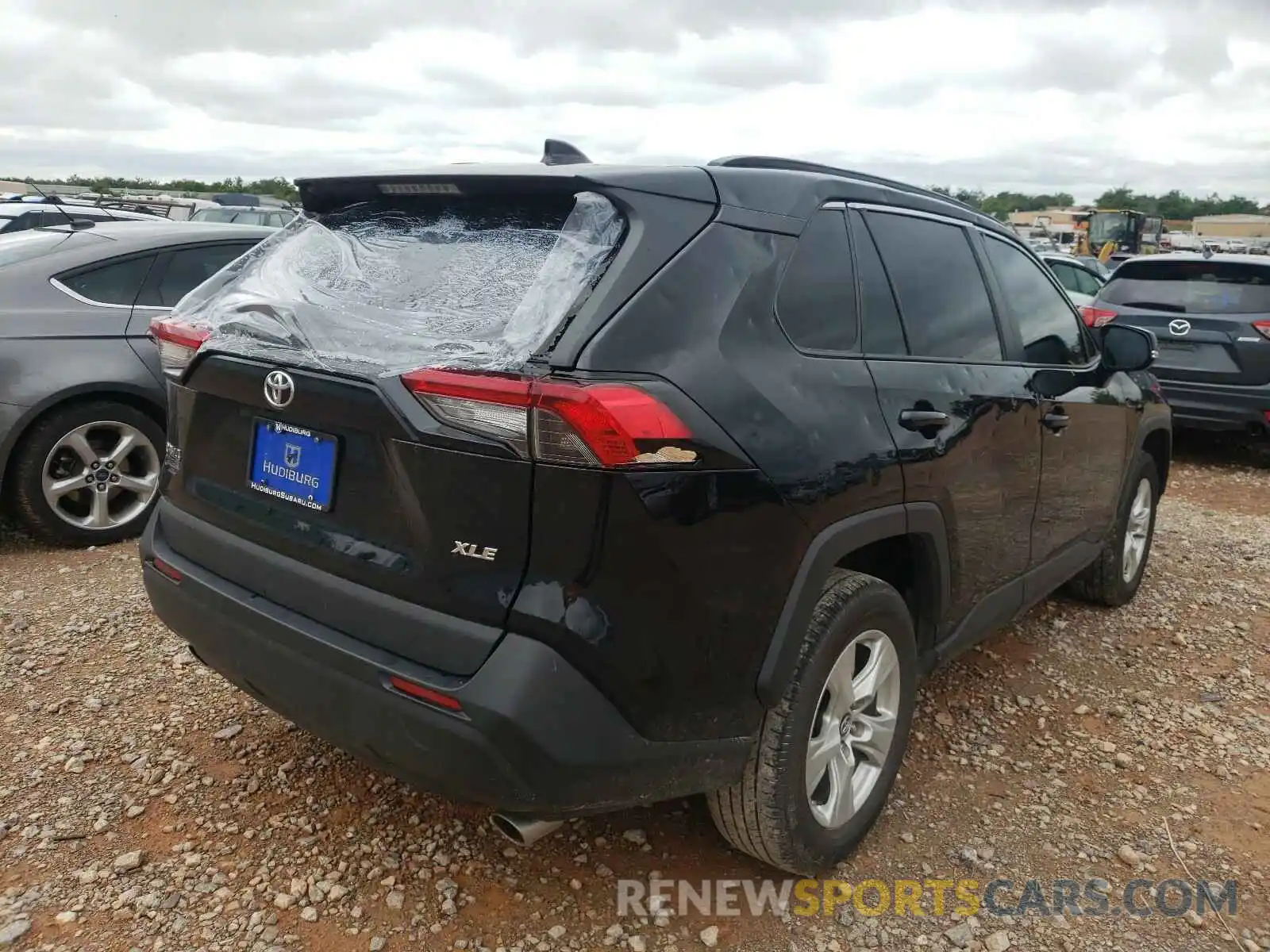 4 Photograph of a damaged car 2T3W1RFV9KW016288 TOYOTA RAV4 2019