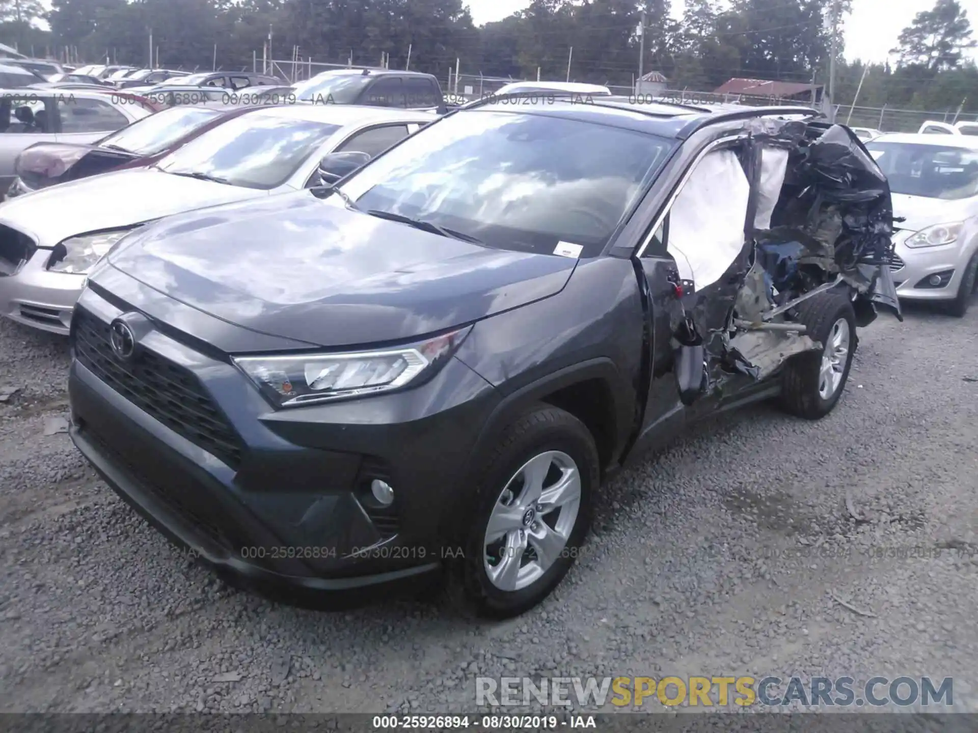 2 Фотография поврежденного автомобиля 2T3W1RFV9KW025816 TOYOTA RAV4 2019