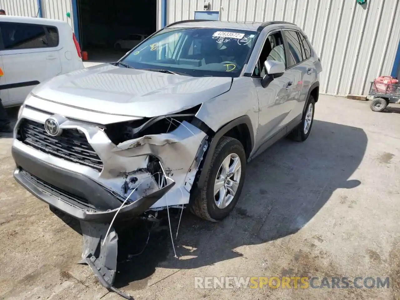 2 Photograph of a damaged car 2T3W1RFV9KW032569 TOYOTA RAV4 2019