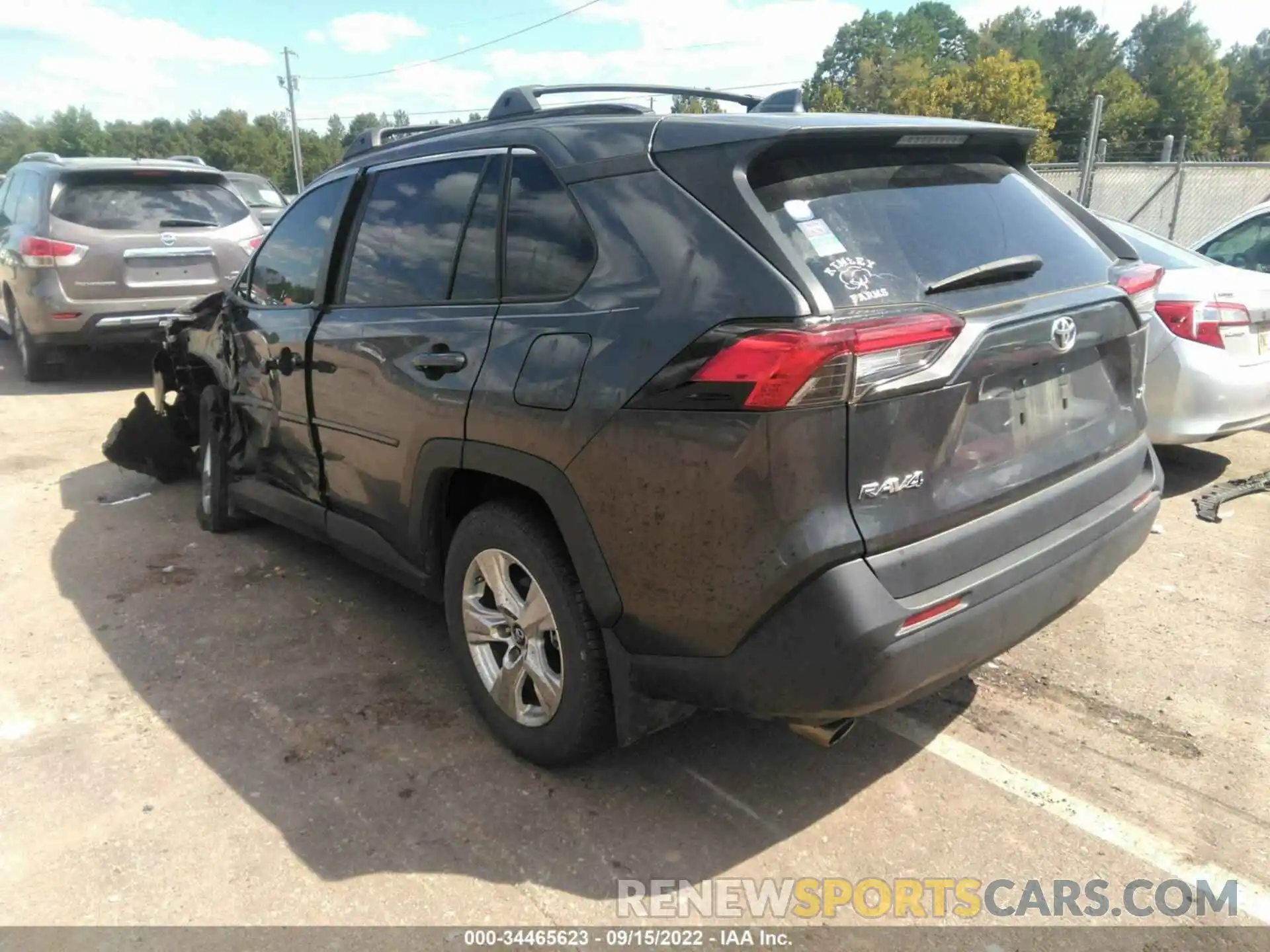 3 Photograph of a damaged car 2T3W1RFV9KW043183 TOYOTA RAV4 2019