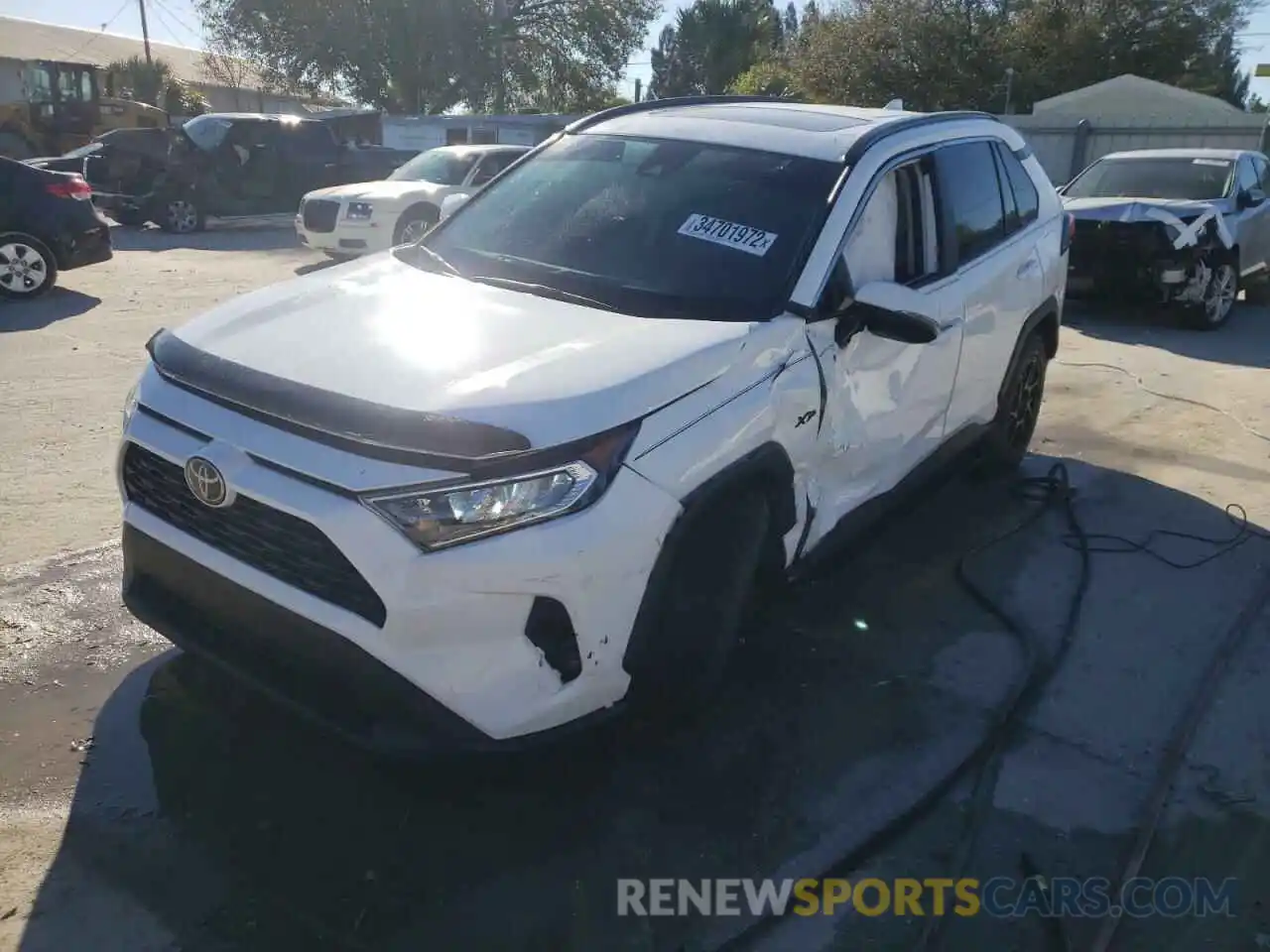 2 Photograph of a damaged car 2T3W1RFV9KW053017 TOYOTA RAV4 2019