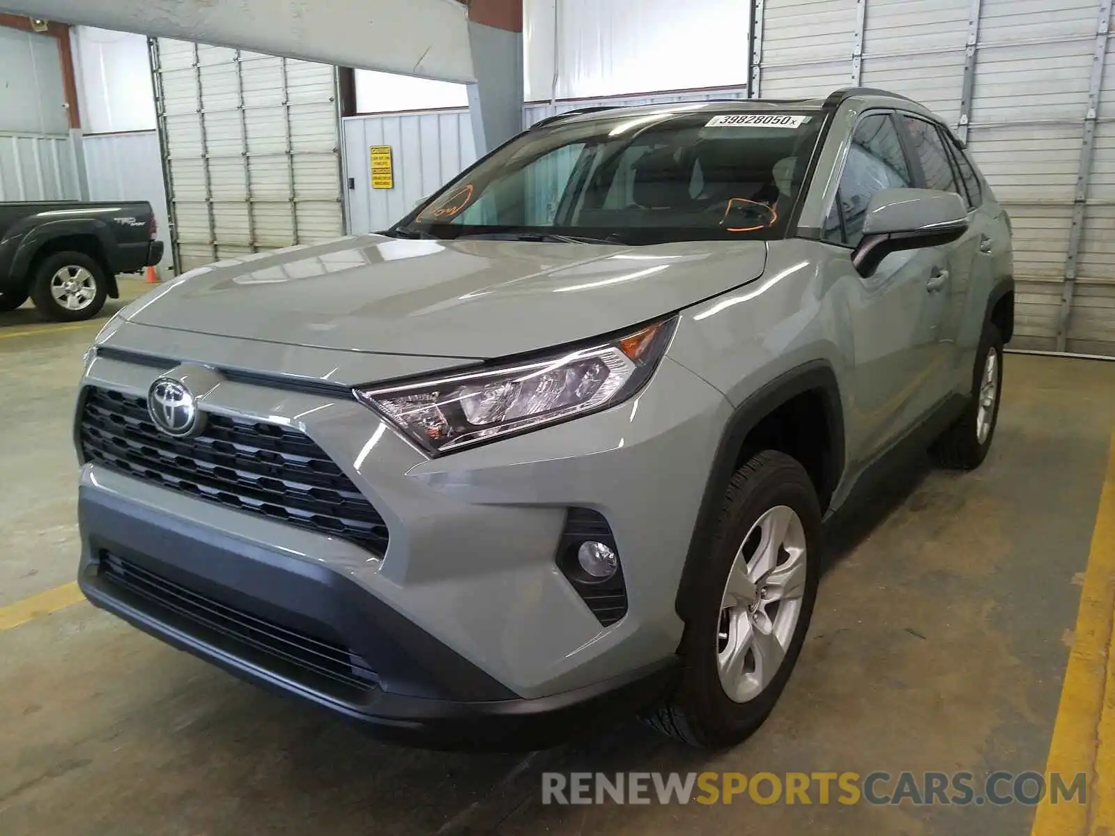 2 Photograph of a damaged car 2T3W1RFV9KW053096 TOYOTA RAV4 2019