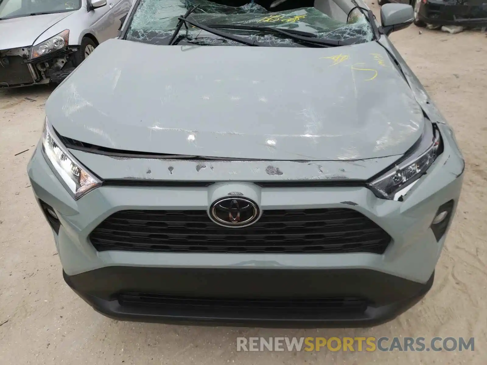 7 Photograph of a damaged car 2T3W1RFV9KW054376 TOYOTA RAV4 2019