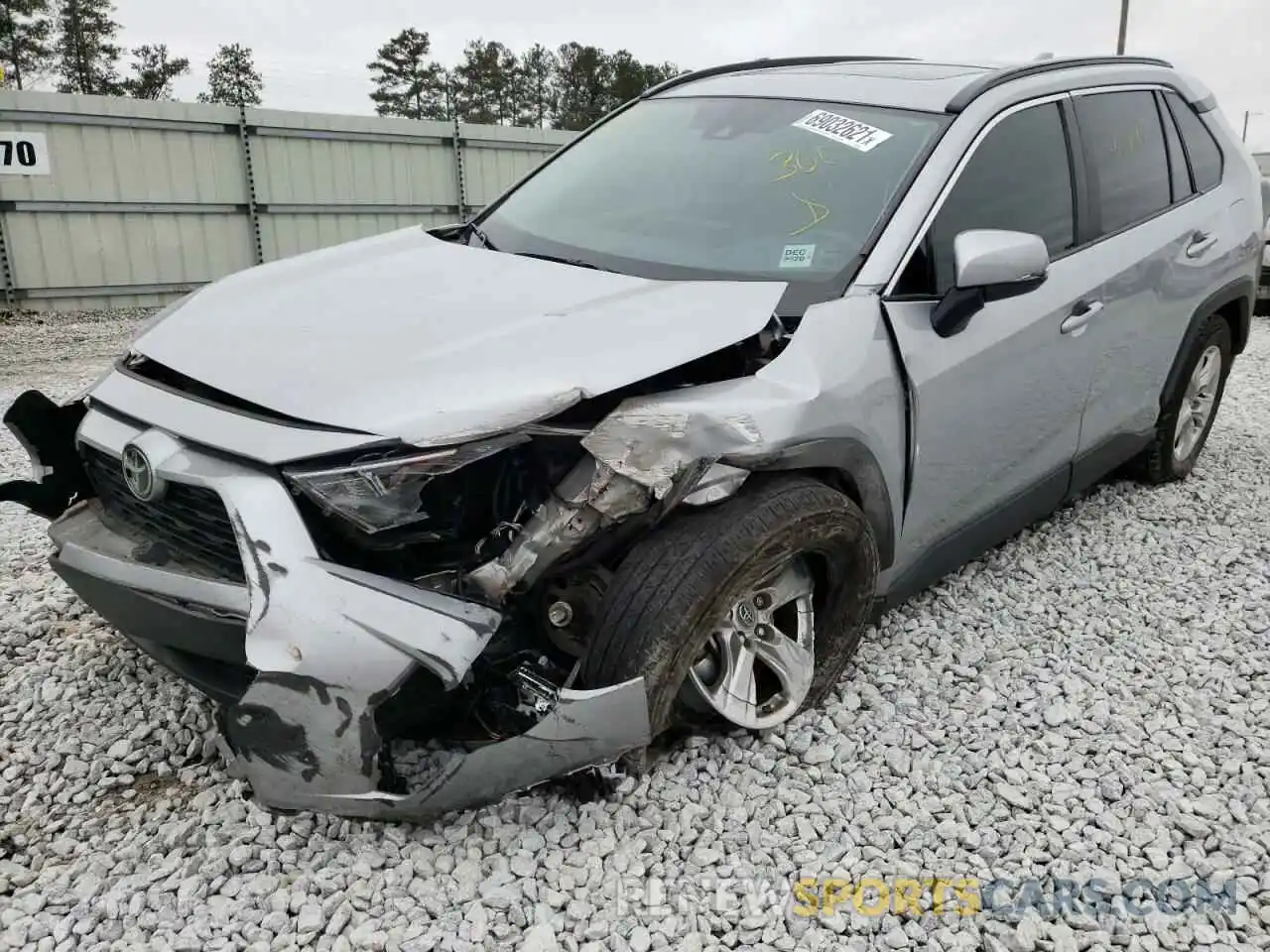 9 Photograph of a damaged car 2T3W1RFV9KW055088 TOYOTA RAV4 2019