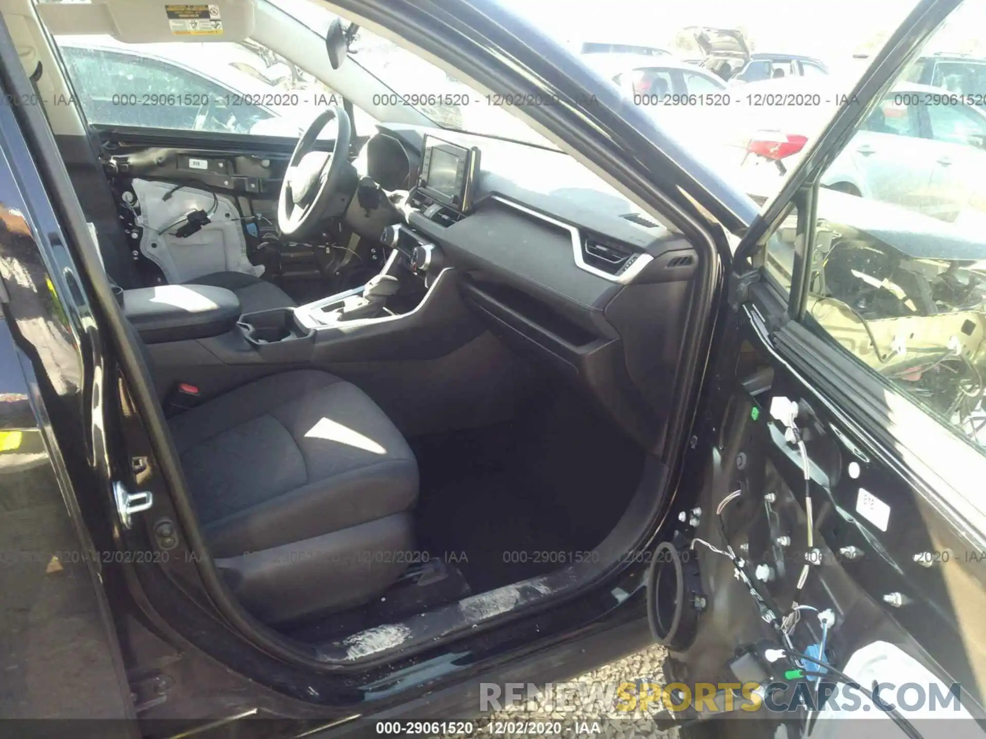 5 Photograph of a damaged car 2T3W1RFVXKC002854 TOYOTA RAV4 2019