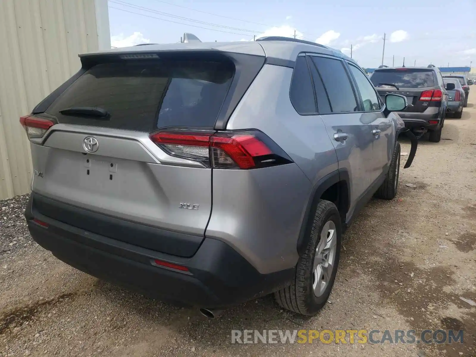 4 Photograph of a damaged car 2T3W1RFVXKC004006 TOYOTA RAV4 2019