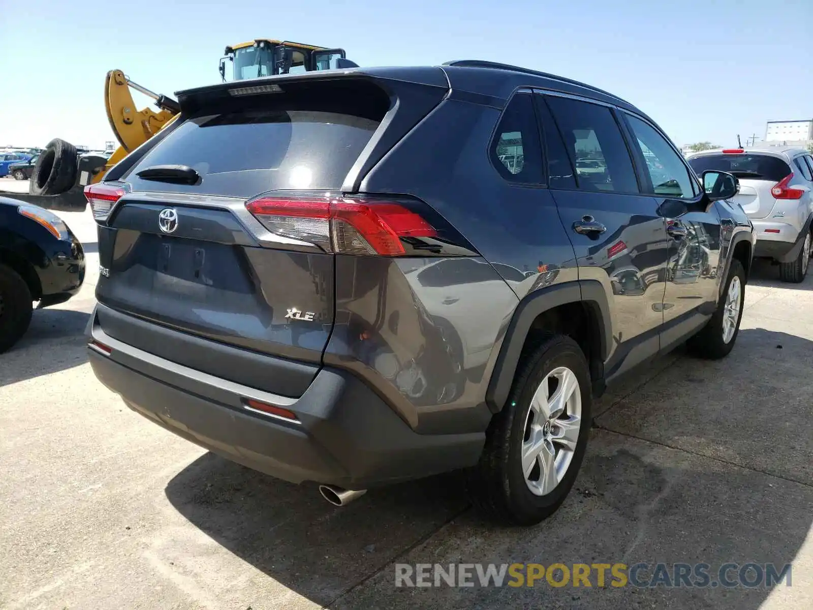 4 Photograph of a damaged car 2T3W1RFVXKC009612 TOYOTA RAV4 2019