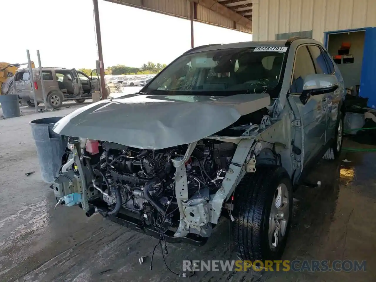 2 Photograph of a damaged car 2T3W1RFVXKC015118 TOYOTA RAV4 2019