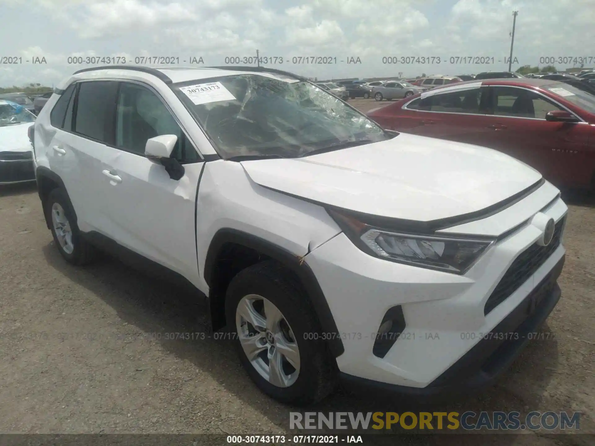 1 Photograph of a damaged car 2T3W1RFVXKC025759 TOYOTA RAV4 2019