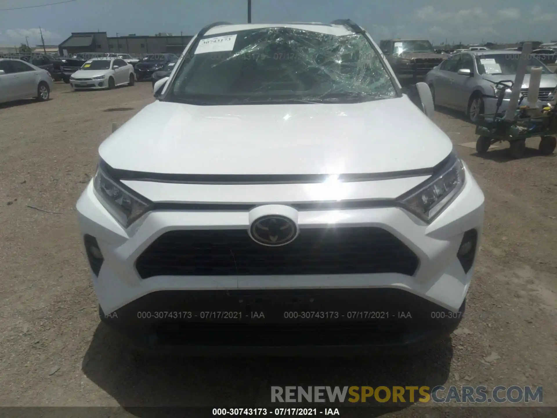 6 Фотография поврежденного автомобиля 2T3W1RFVXKC025759 TOYOTA RAV4 2019