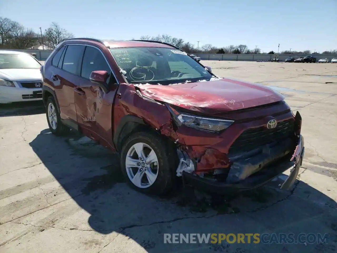 1 Photograph of a damaged car 2T3W1RFVXKC030511 TOYOTA RAV4 2019