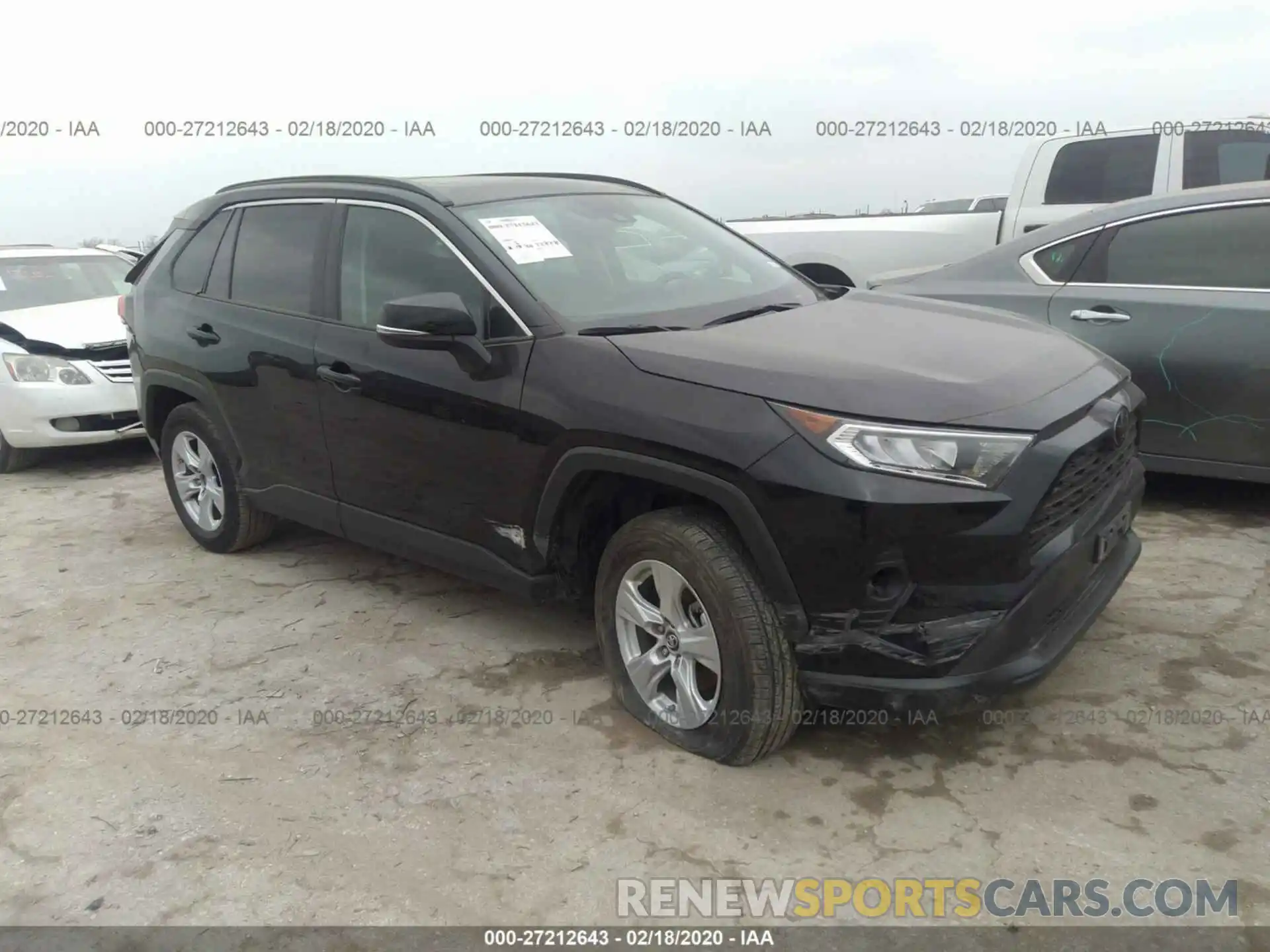 1 Photograph of a damaged car 2T3W1RFVXKW007275 TOYOTA RAV4 2019