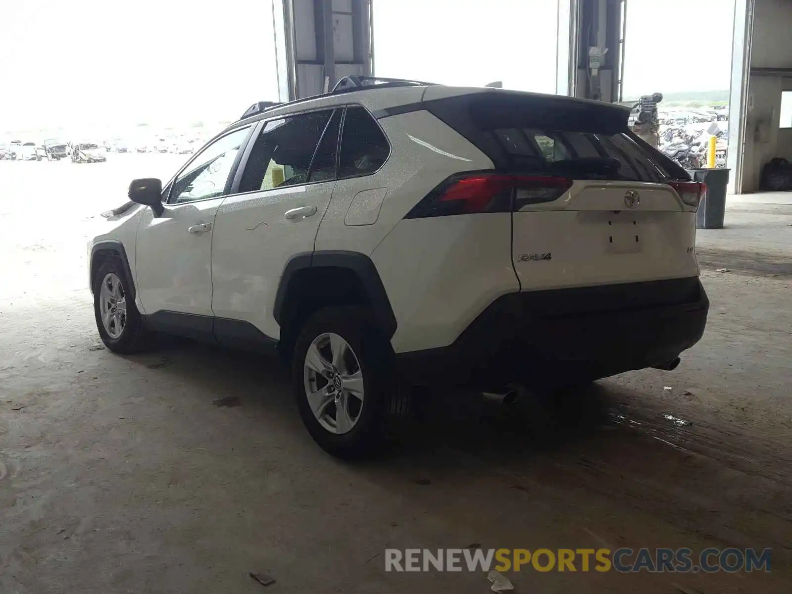 3 Photograph of a damaged car 2T3W1RFVXKW016722 TOYOTA RAV4 2019