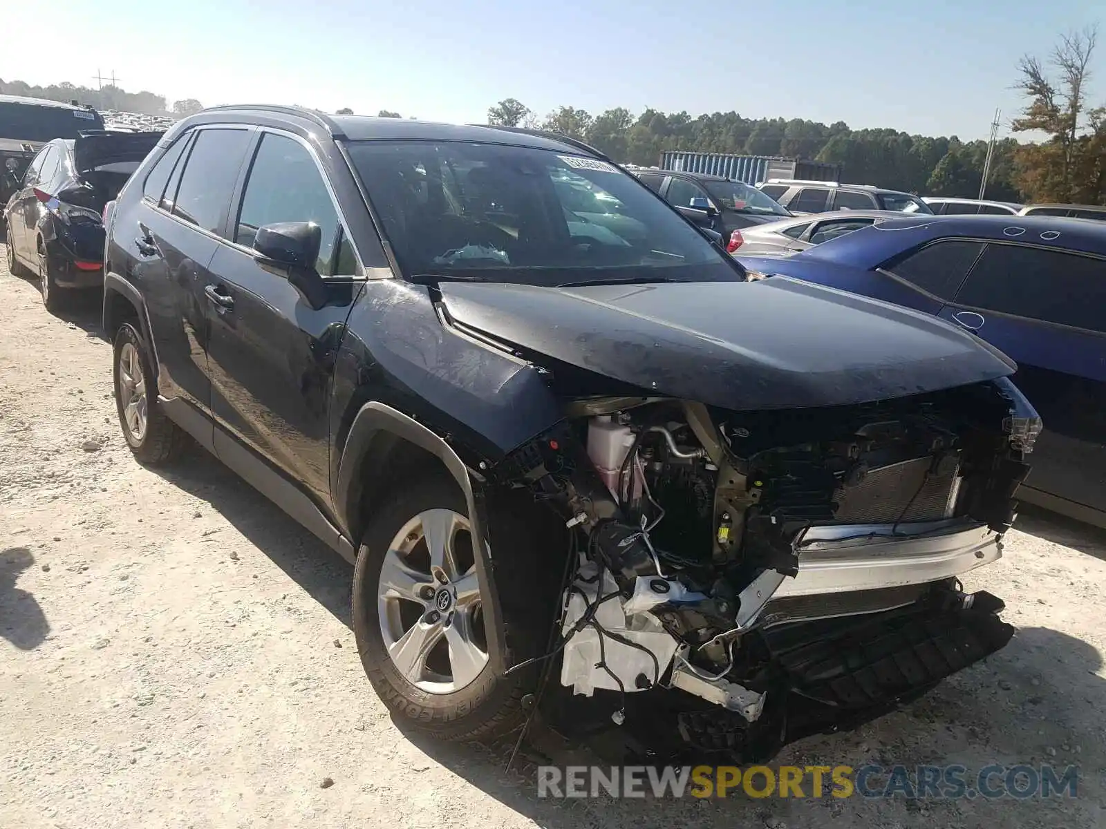 1 Photograph of a damaged car 2T3W1RFVXKW017272 TOYOTA RAV4 2019