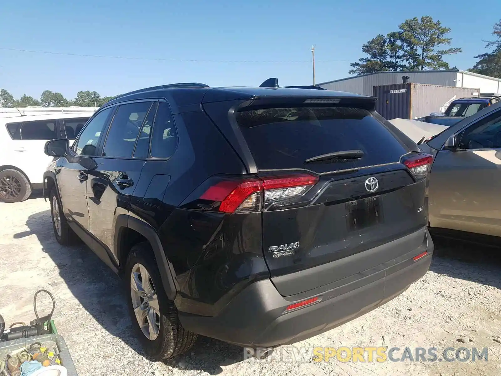 3 Photograph of a damaged car 2T3W1RFVXKW017272 TOYOTA RAV4 2019