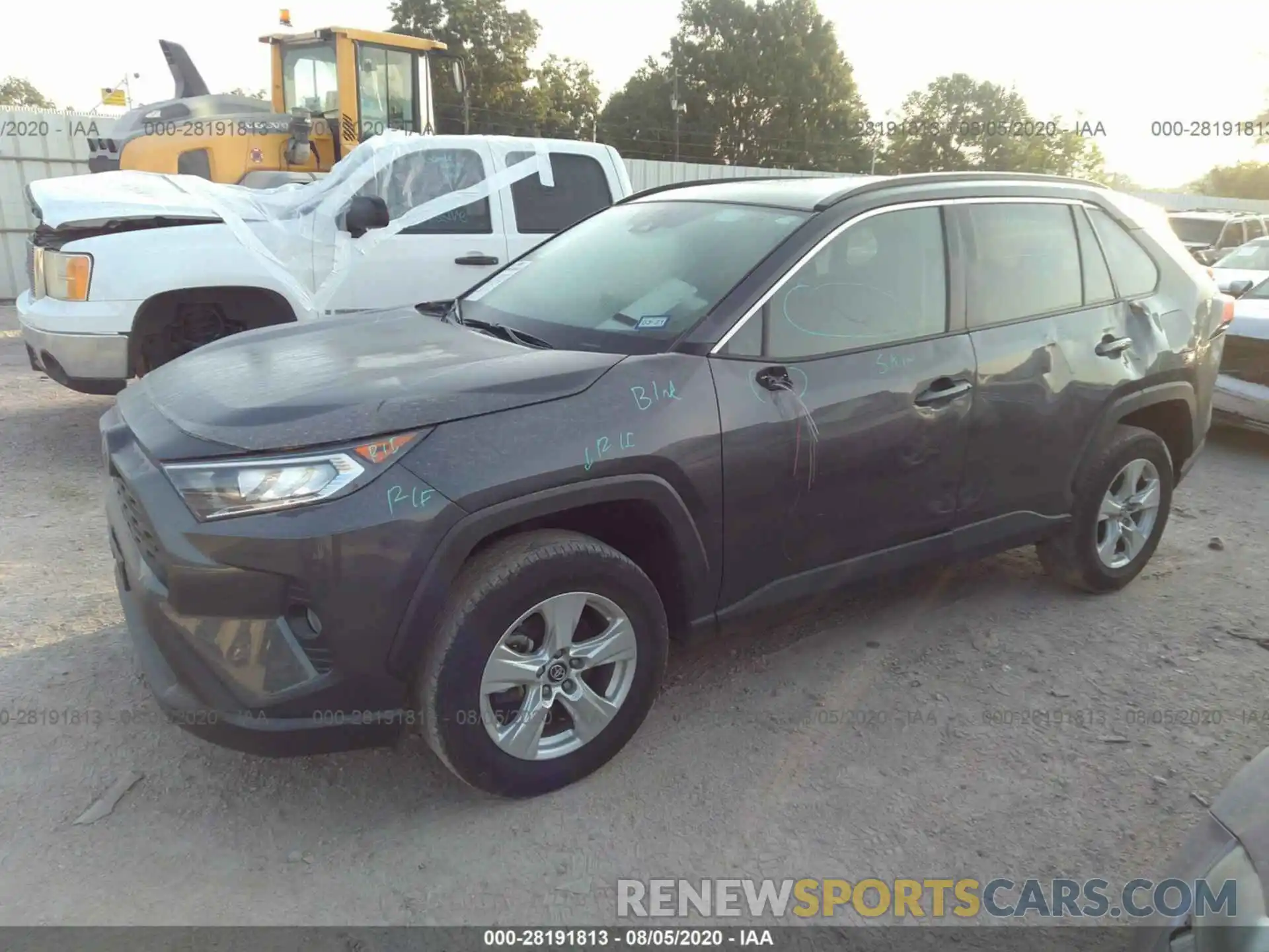 2 Фотография поврежденного автомобиля 2T3W1RFVXKW019099 TOYOTA RAV4 2019