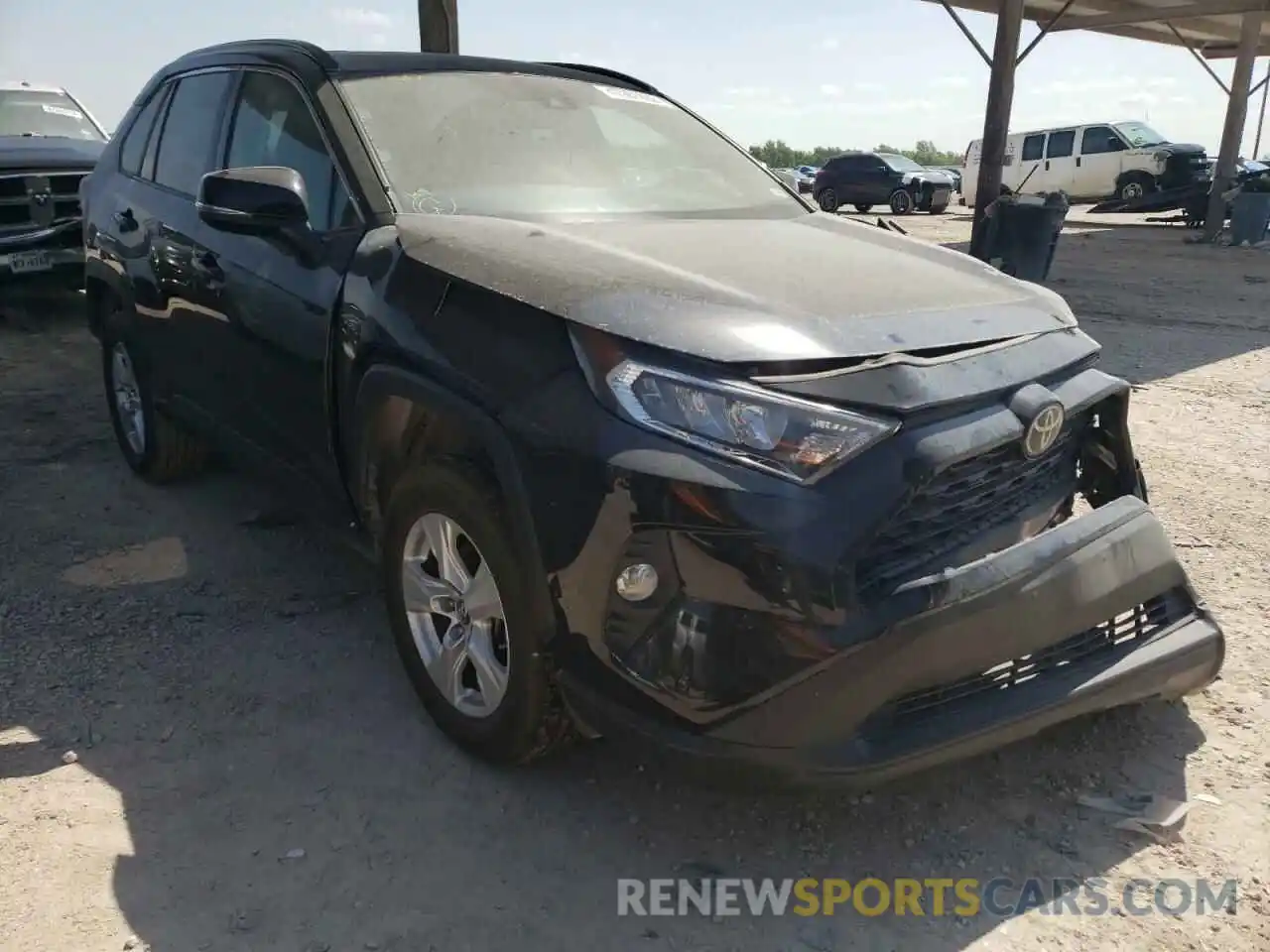 1 Photograph of a damaged car 2T3W1RFVXKW019328 TOYOTA RAV4 2019