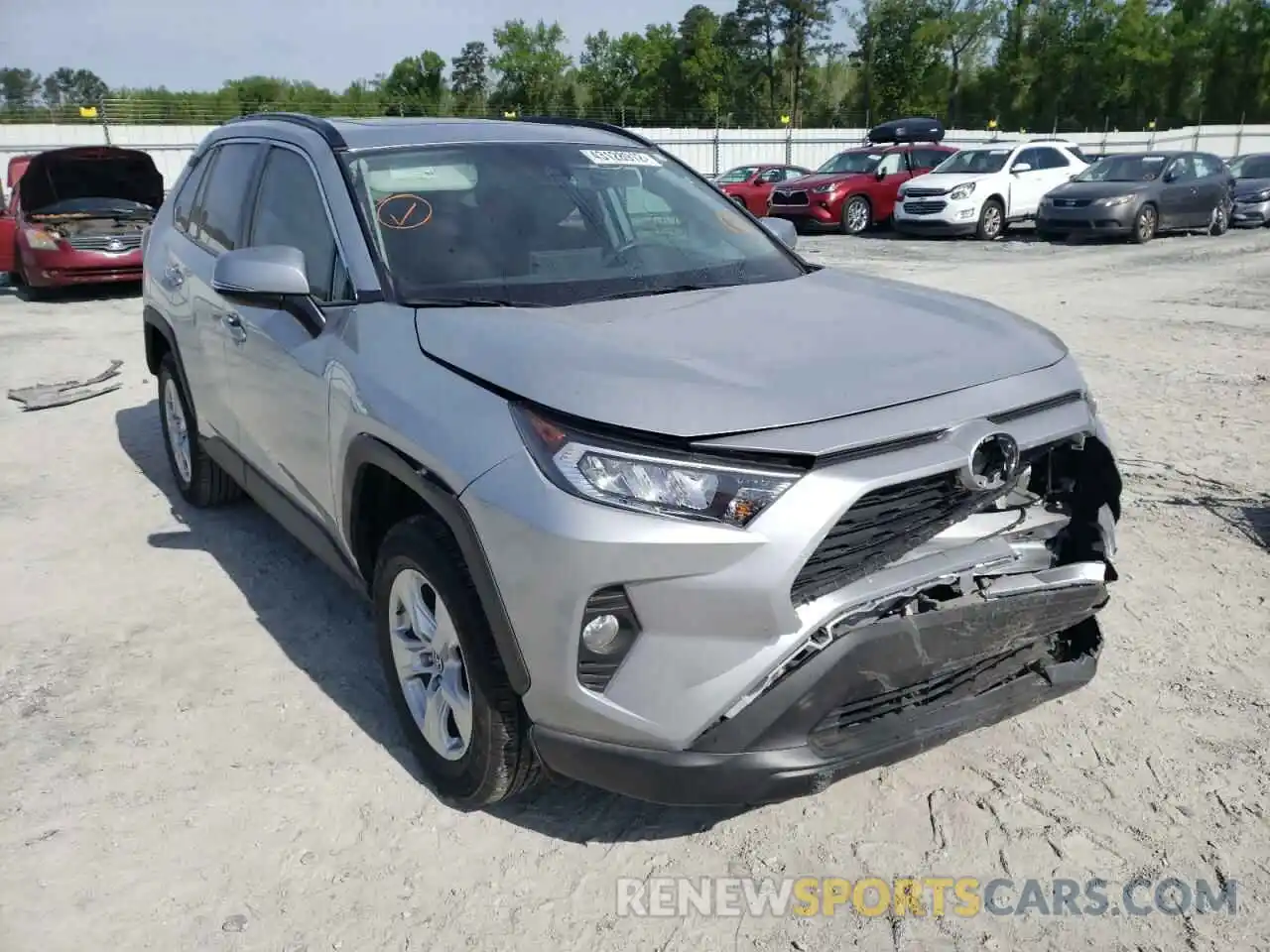 1 Photograph of a damaged car 2T3W1RFVXKW024836 TOYOTA RAV4 2019