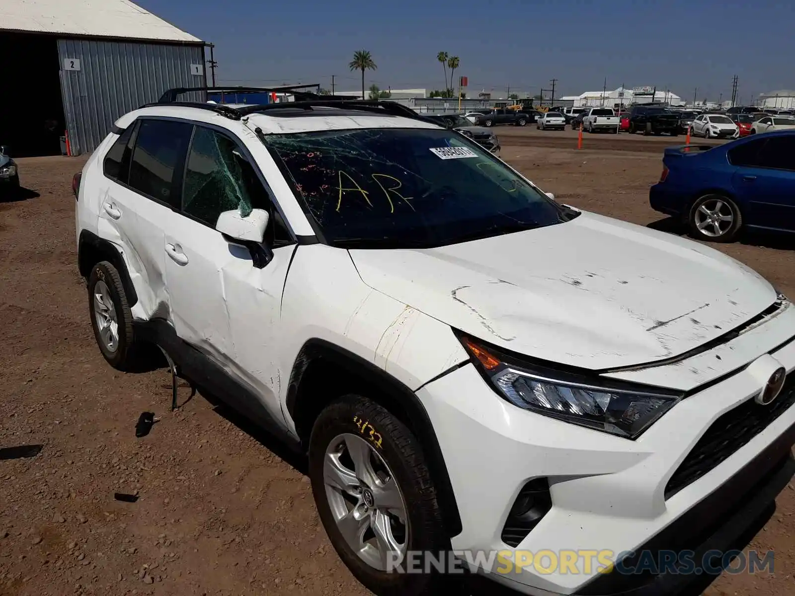 9 Photograph of a damaged car 2T3W1RFVXKW025680 TOYOTA RAV4 2019