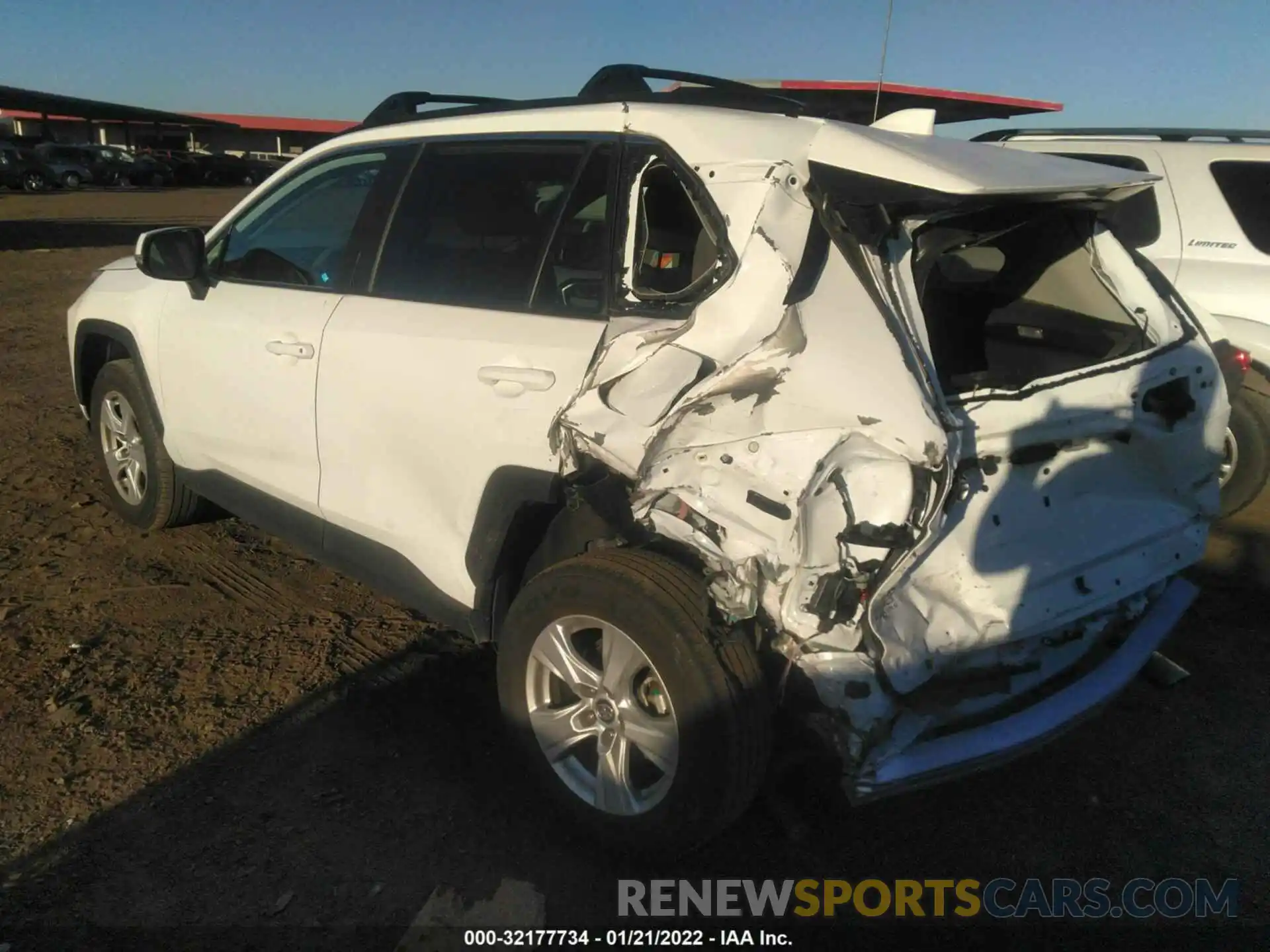 3 Photograph of a damaged car 2T3W1RFVXKW028711 TOYOTA RAV4 2019