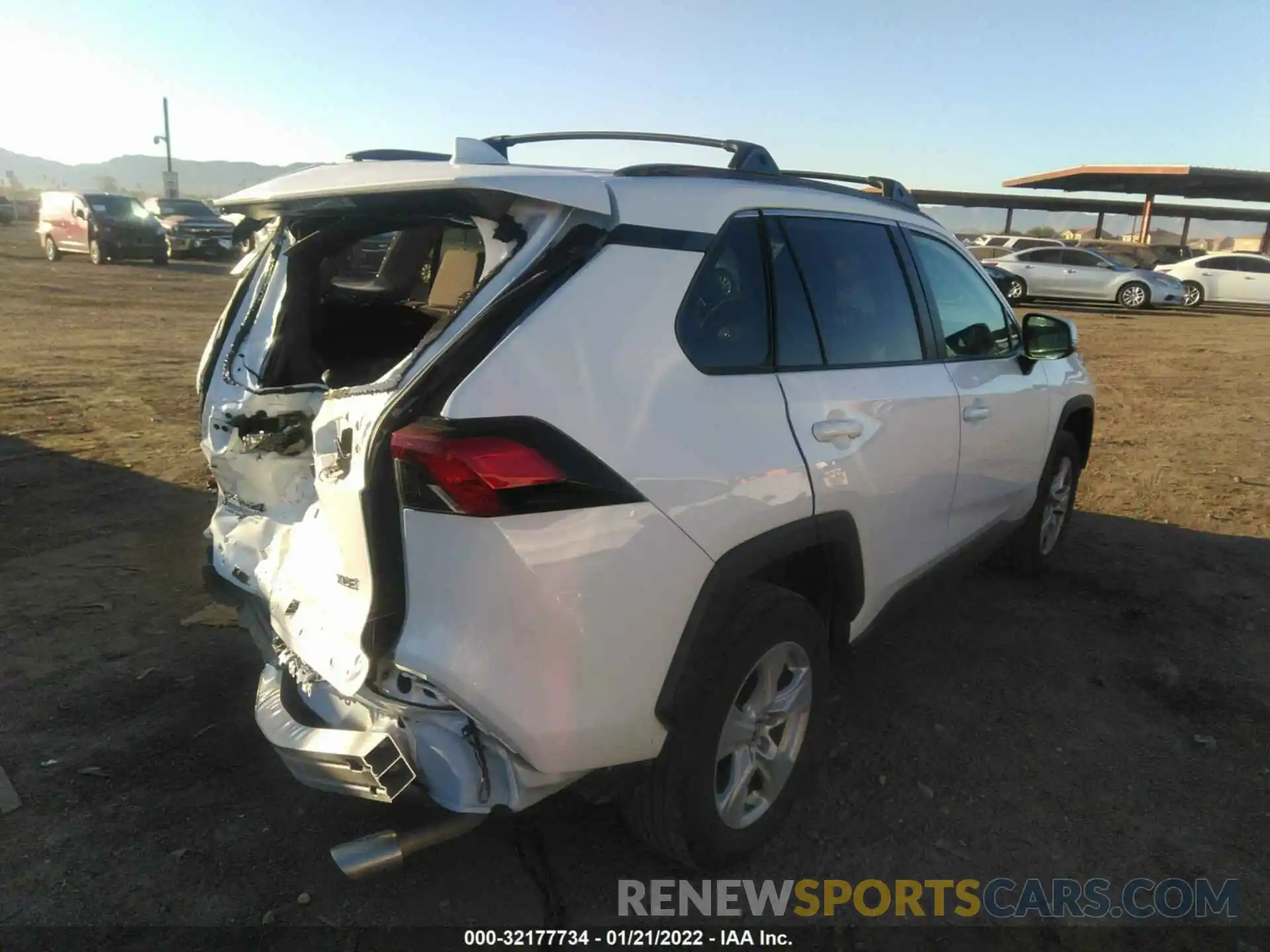 4 Photograph of a damaged car 2T3W1RFVXKW028711 TOYOTA RAV4 2019