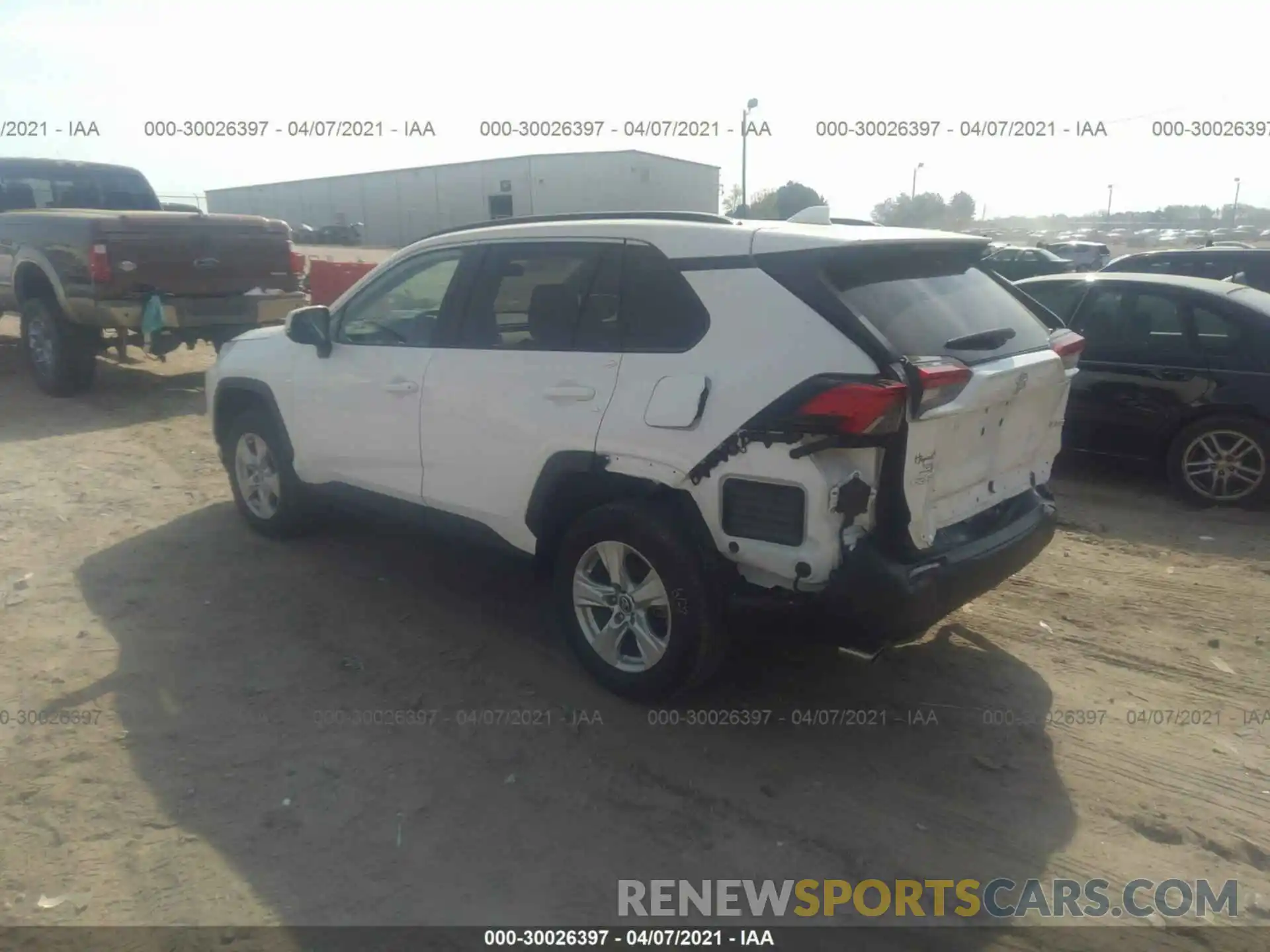 3 Фотография поврежденного автомобиля 2T3W1RFVXKW044424 TOYOTA RAV4 2019