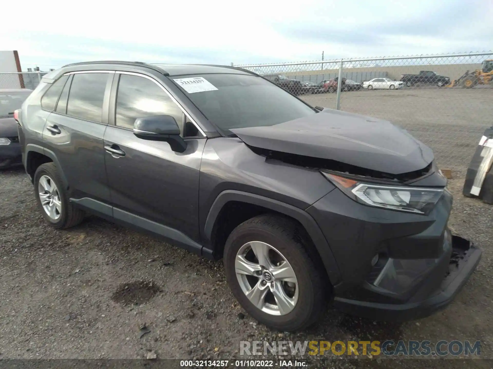 1 Photograph of a damaged car 2T3W1RFVXKW051129 TOYOTA RAV4 2019