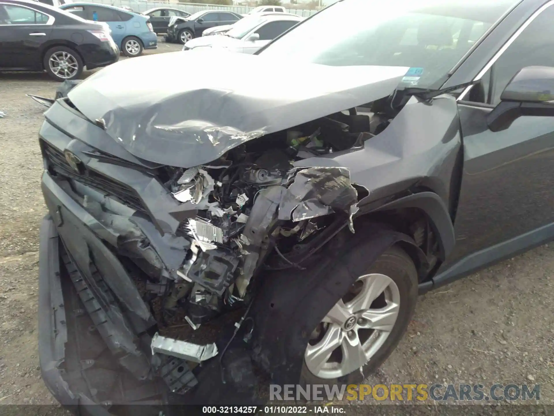 6 Photograph of a damaged car 2T3W1RFVXKW051129 TOYOTA RAV4 2019