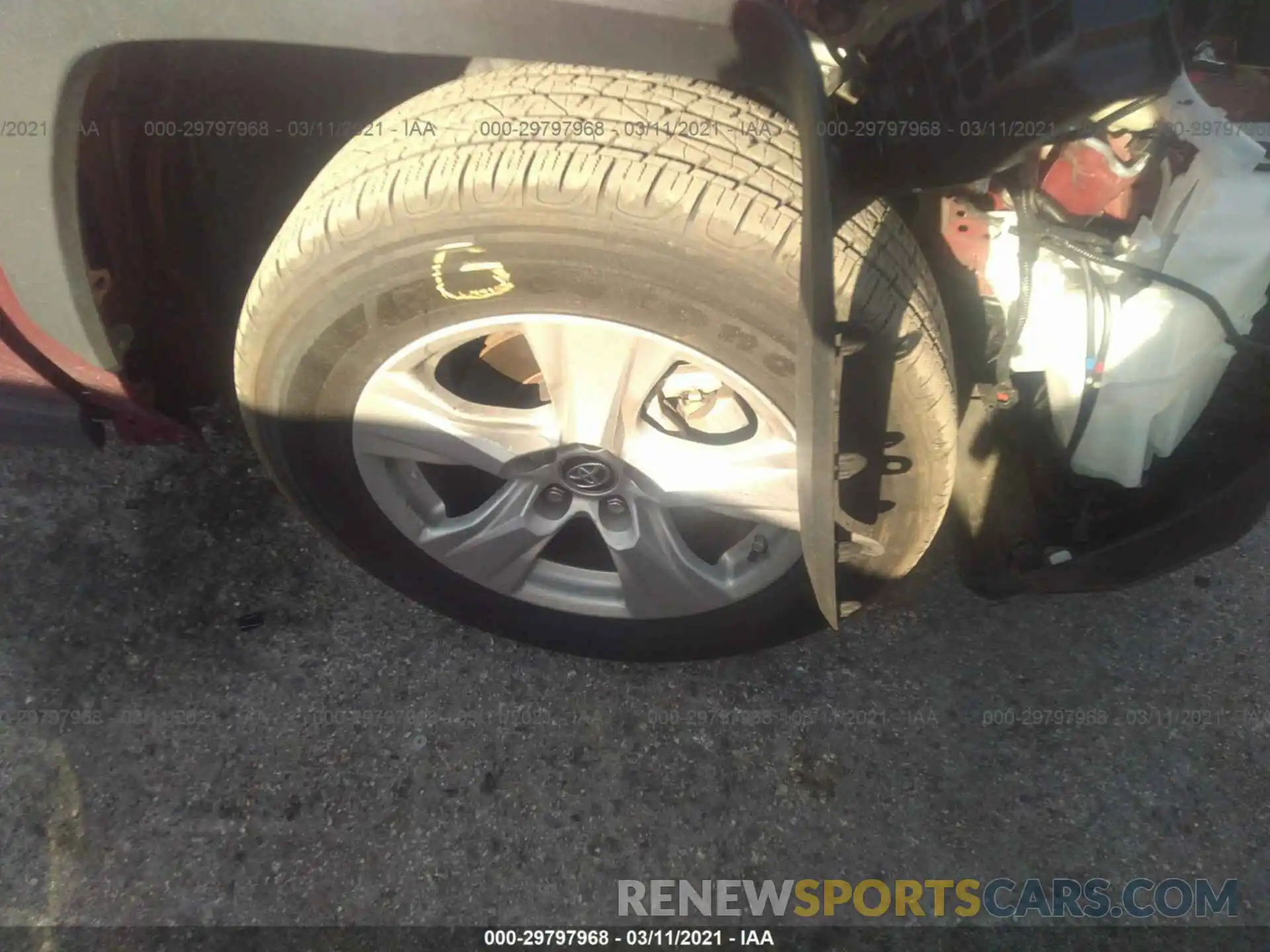 14 Photograph of a damaged car 2T3W1RFVXKW052006 TOYOTA RAV4 2019