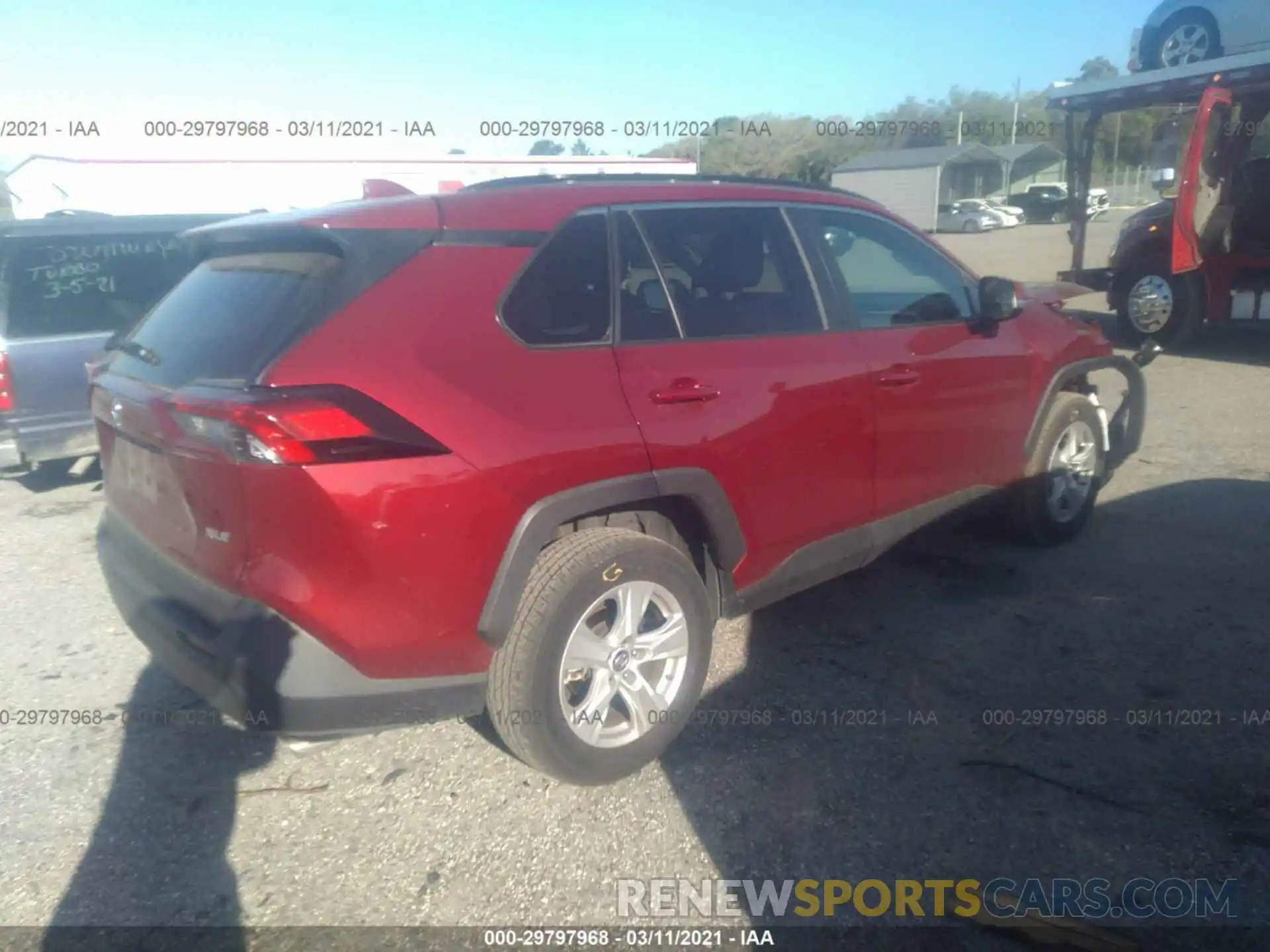 4 Photograph of a damaged car 2T3W1RFVXKW052006 TOYOTA RAV4 2019