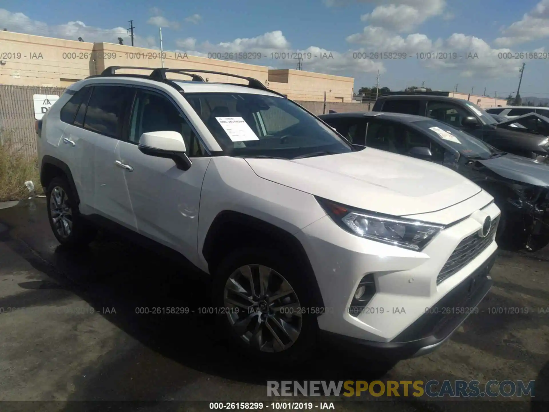 1 Photograph of a damaged car 2T3Y1RFV0KC009692 TOYOTA RAV4 2019