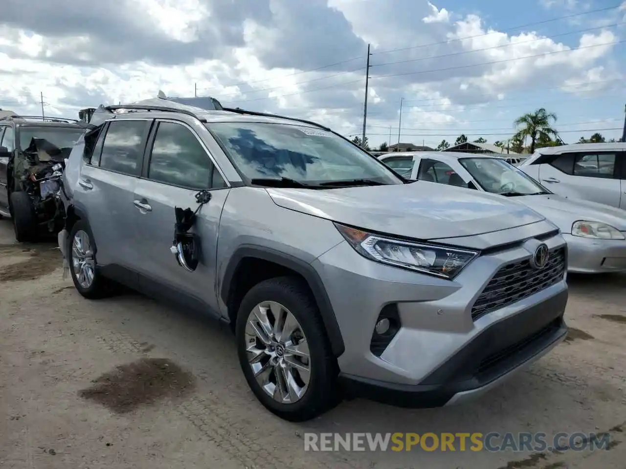 1 Photograph of a damaged car 2T3Y1RFV0KW050922 TOYOTA RAV4 2019