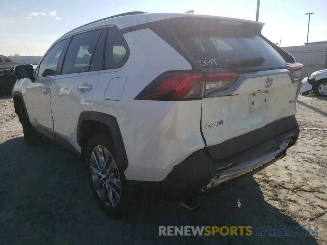 3 Photograph of a damaged car 2T3Y1RFV1KC008423 TOYOTA RAV4 2019