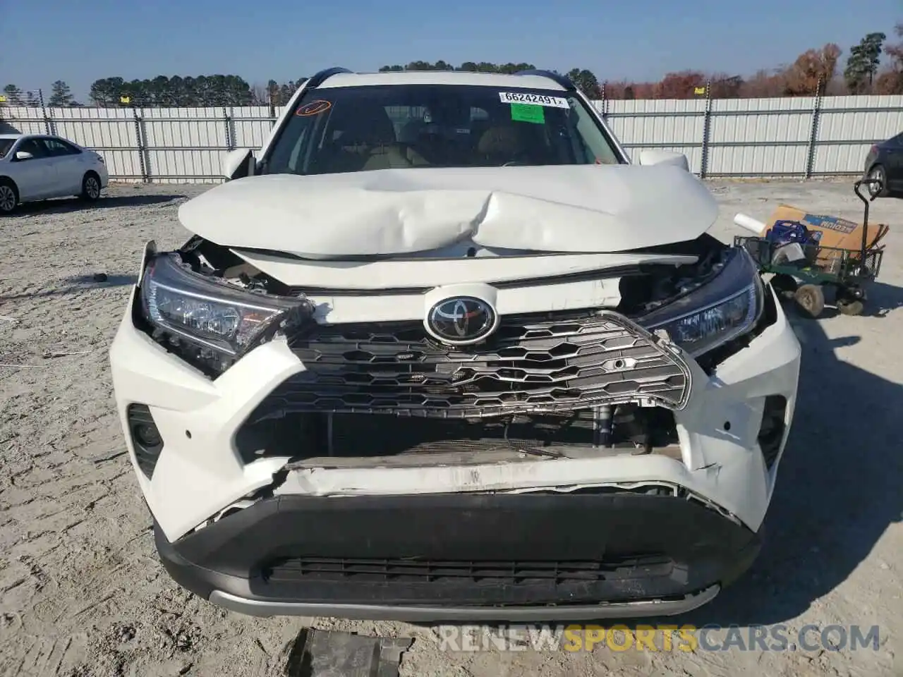 7 Photograph of a damaged car 2T3Y1RFV1KC008423 TOYOTA RAV4 2019