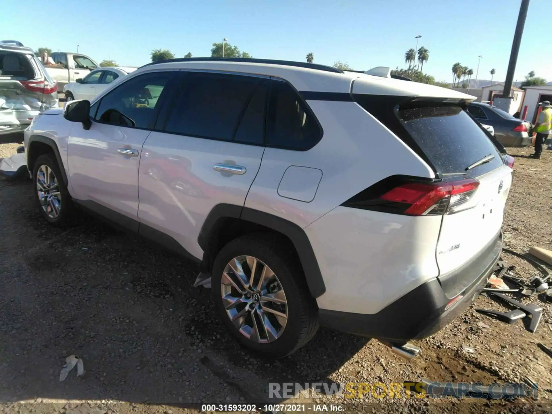 3 Photograph of a damaged car 2T3Y1RFV1KW012468 TOYOTA RAV4 2019