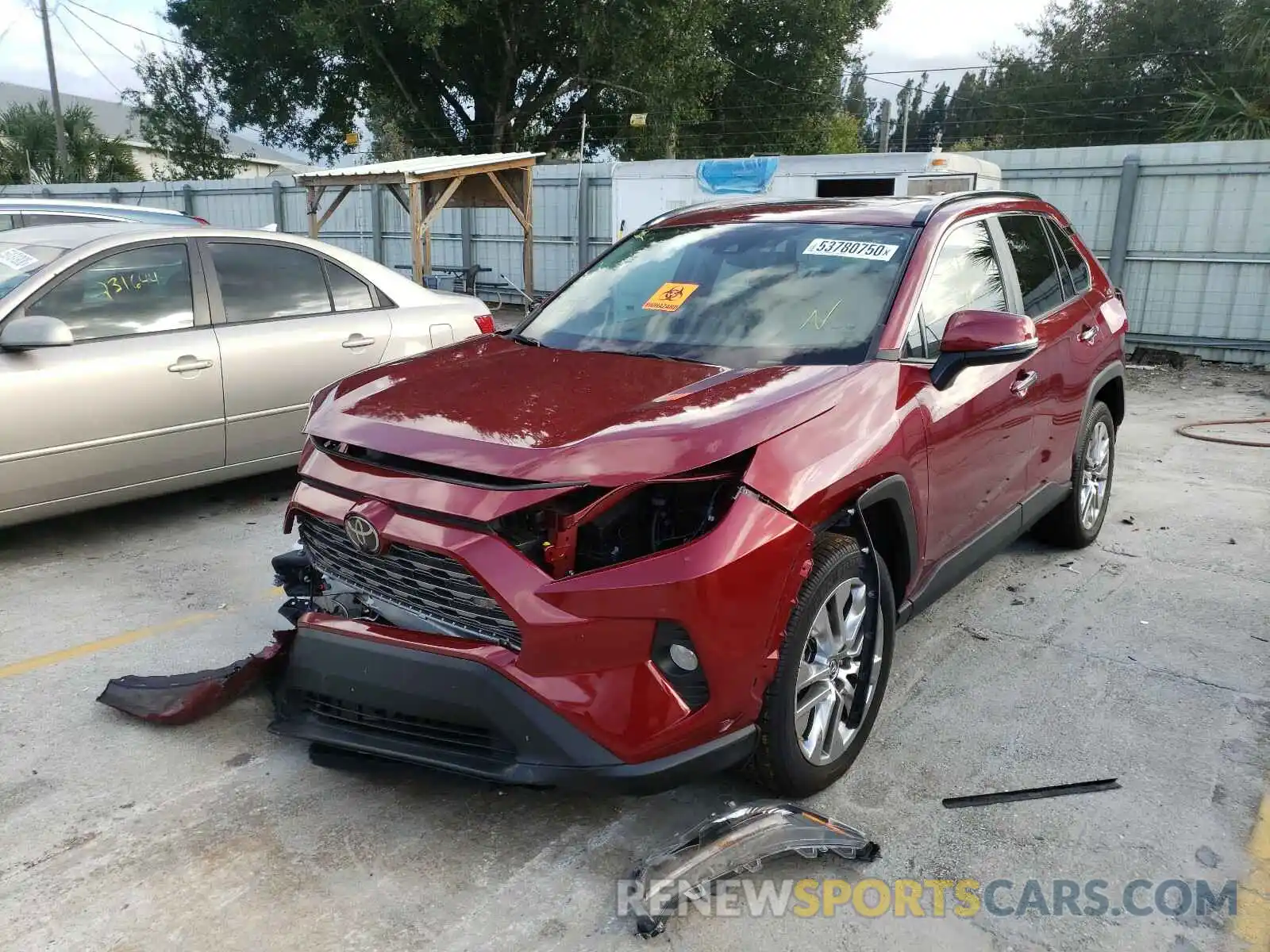 2 Photograph of a damaged car 2T3Y1RFV1KW013412 TOYOTA RAV4 2019