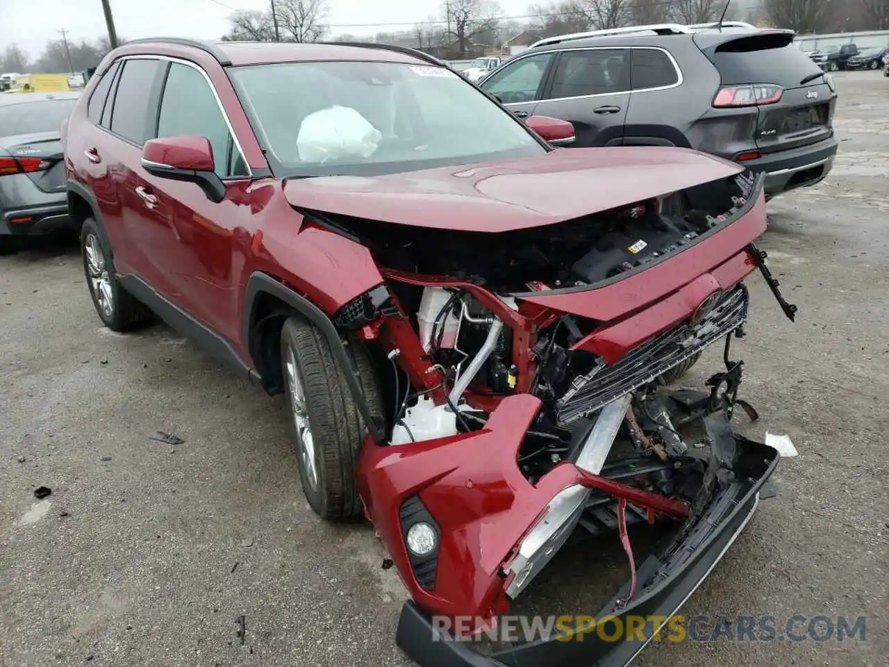 1 Photograph of a damaged car 2T3Y1RFV2KW044684 TOYOTA RAV4 2019