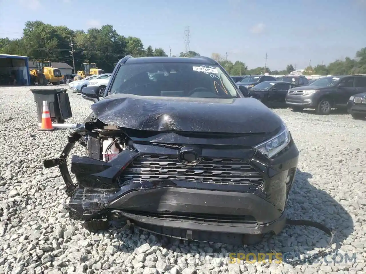 9 Photograph of a damaged car 2T3Y1RFV4KC009274 TOYOTA RAV4 2019