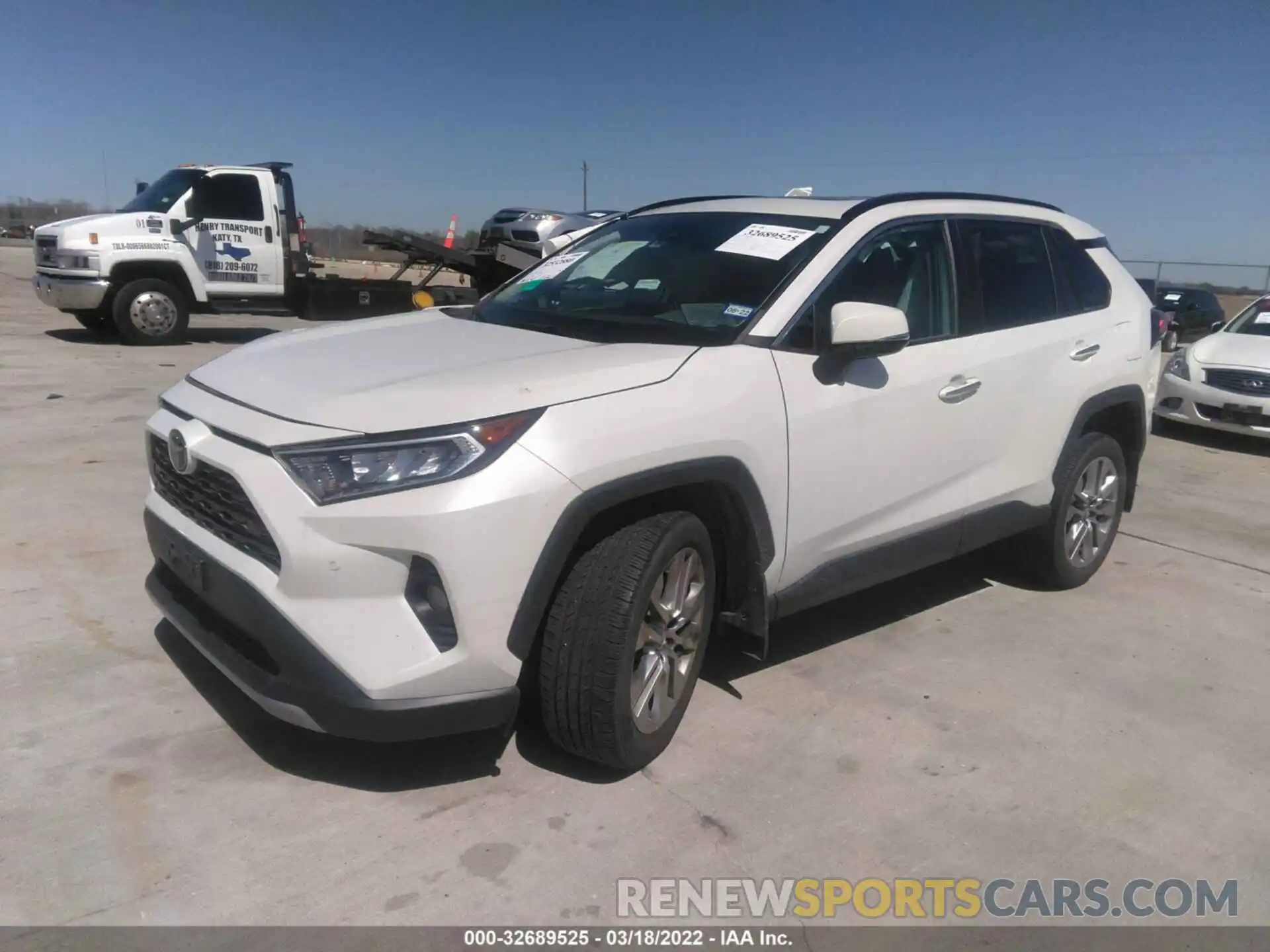 2 Photograph of a damaged car 2T3Y1RFV4KW024551 TOYOTA RAV4 2019