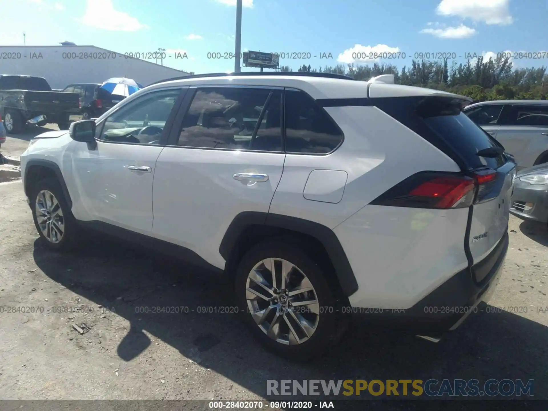 3 Photograph of a damaged car 2T3Y1RFV5KC009915 TOYOTA RAV4 2019