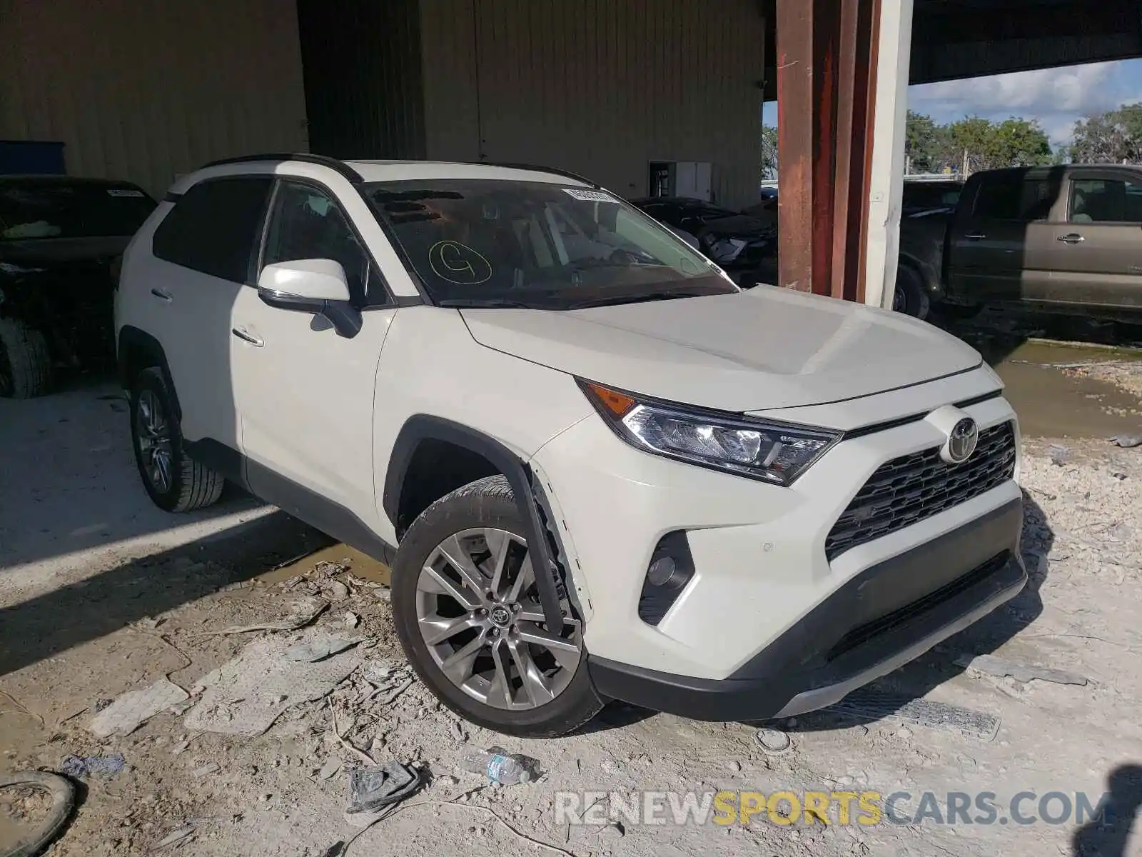 1 Photograph of a damaged car 2T3Y1RFV5KC012300 TOYOTA RAV4 2019