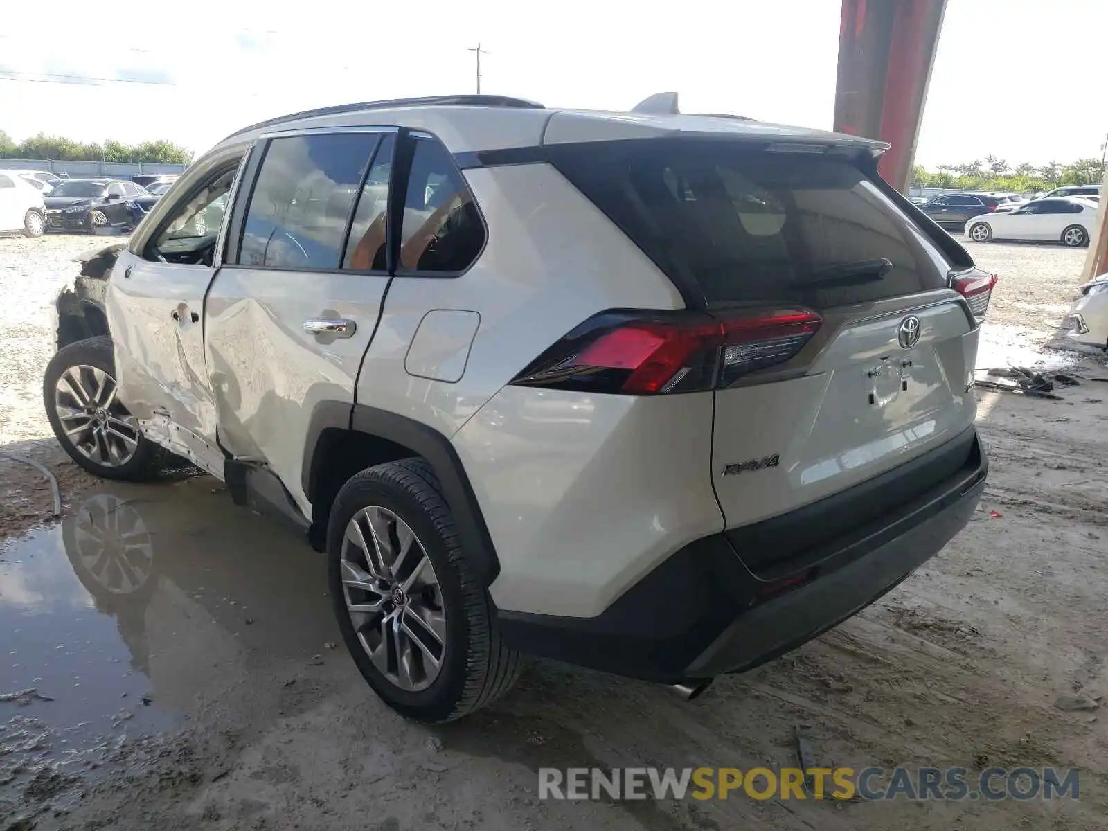 3 Photograph of a damaged car 2T3Y1RFV5KC012300 TOYOTA RAV4 2019