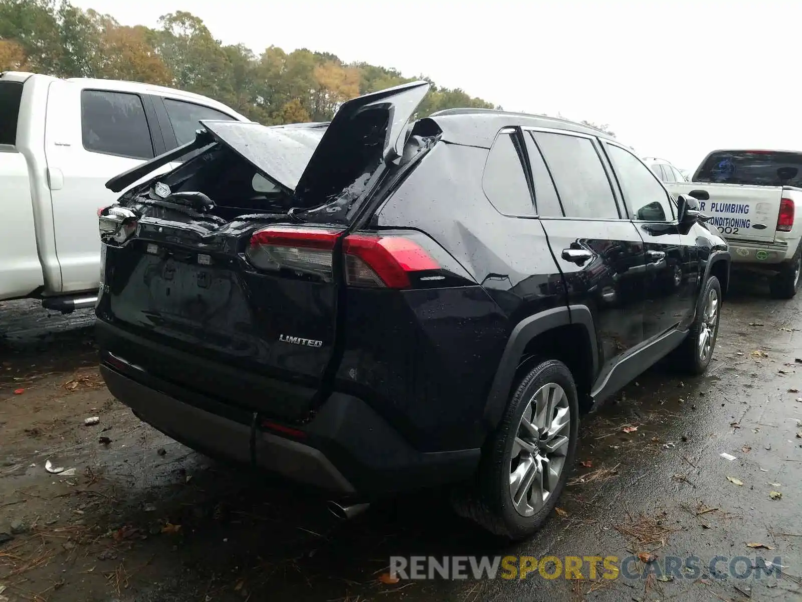 4 Photograph of a damaged car 2T3Y1RFV5KW022050 TOYOTA RAV4 2019