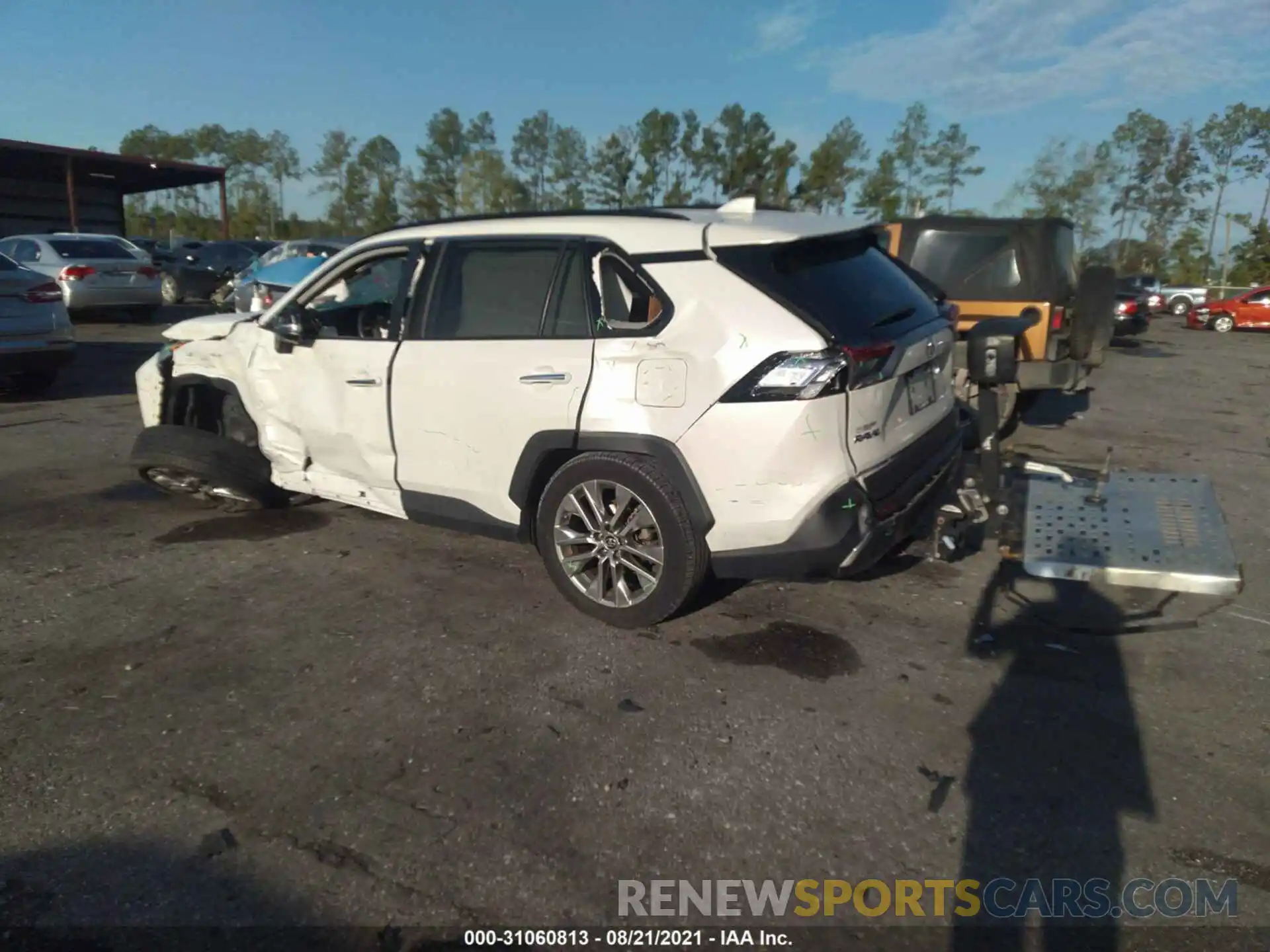 3 Фотография поврежденного автомобиля 2T3Y1RFV5KW028334 TOYOTA RAV4 2019