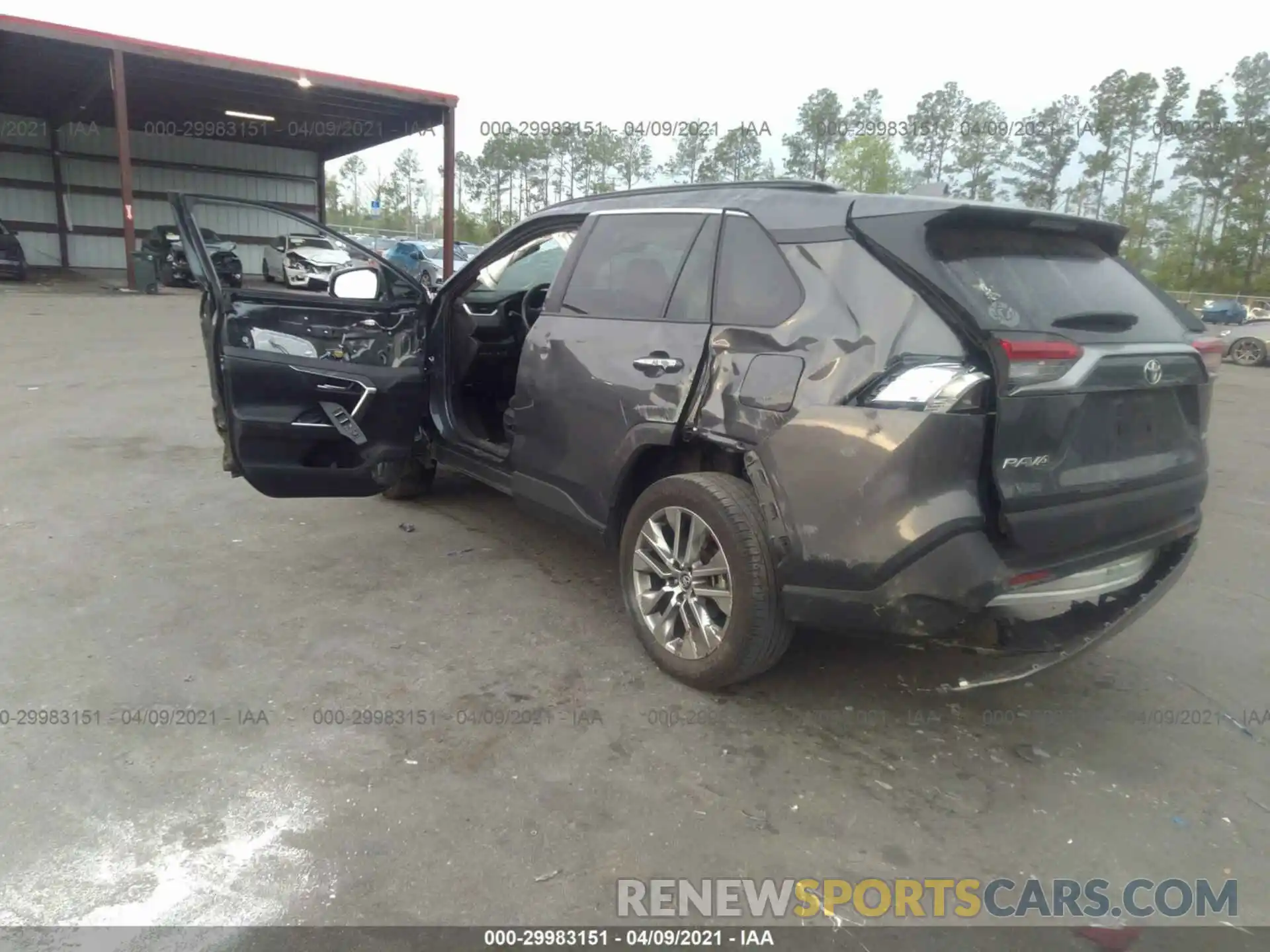 3 Photograph of a damaged car 2T3Y1RFV5KW043271 TOYOTA RAV4 2019