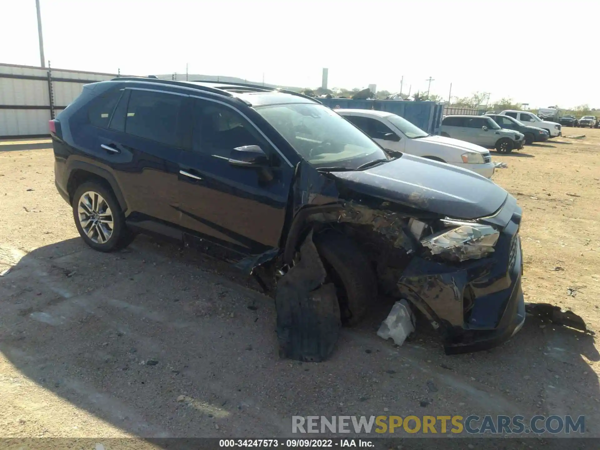 1 Photograph of a damaged car 2T3Y1RFV6KW031694 TOYOTA RAV4 2019