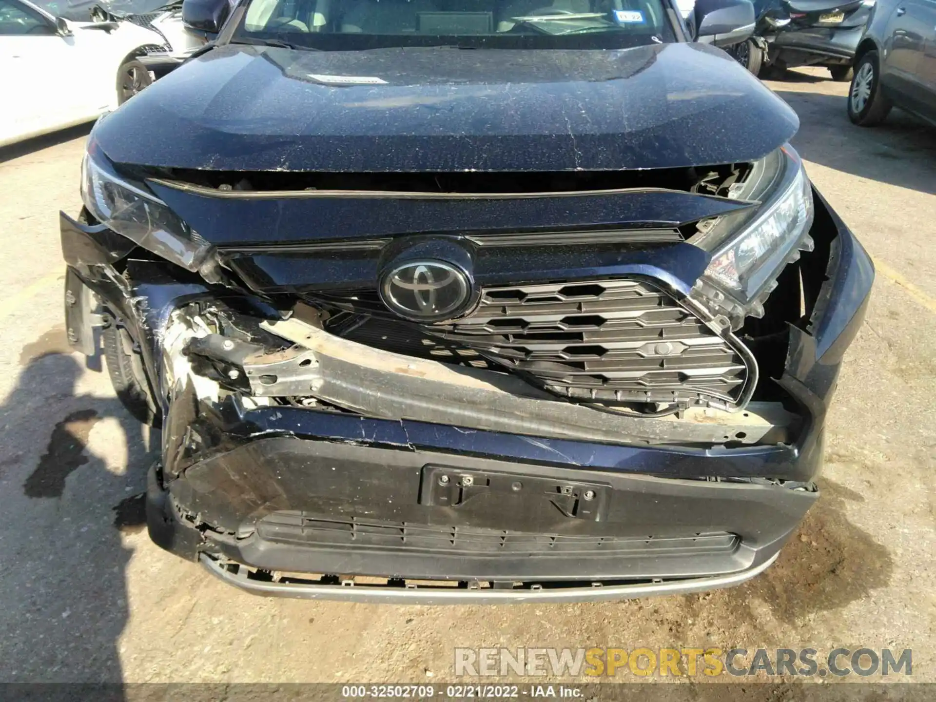 6 Photograph of a damaged car 2T3Y1RFV7KC008314 TOYOTA RAV4 2019