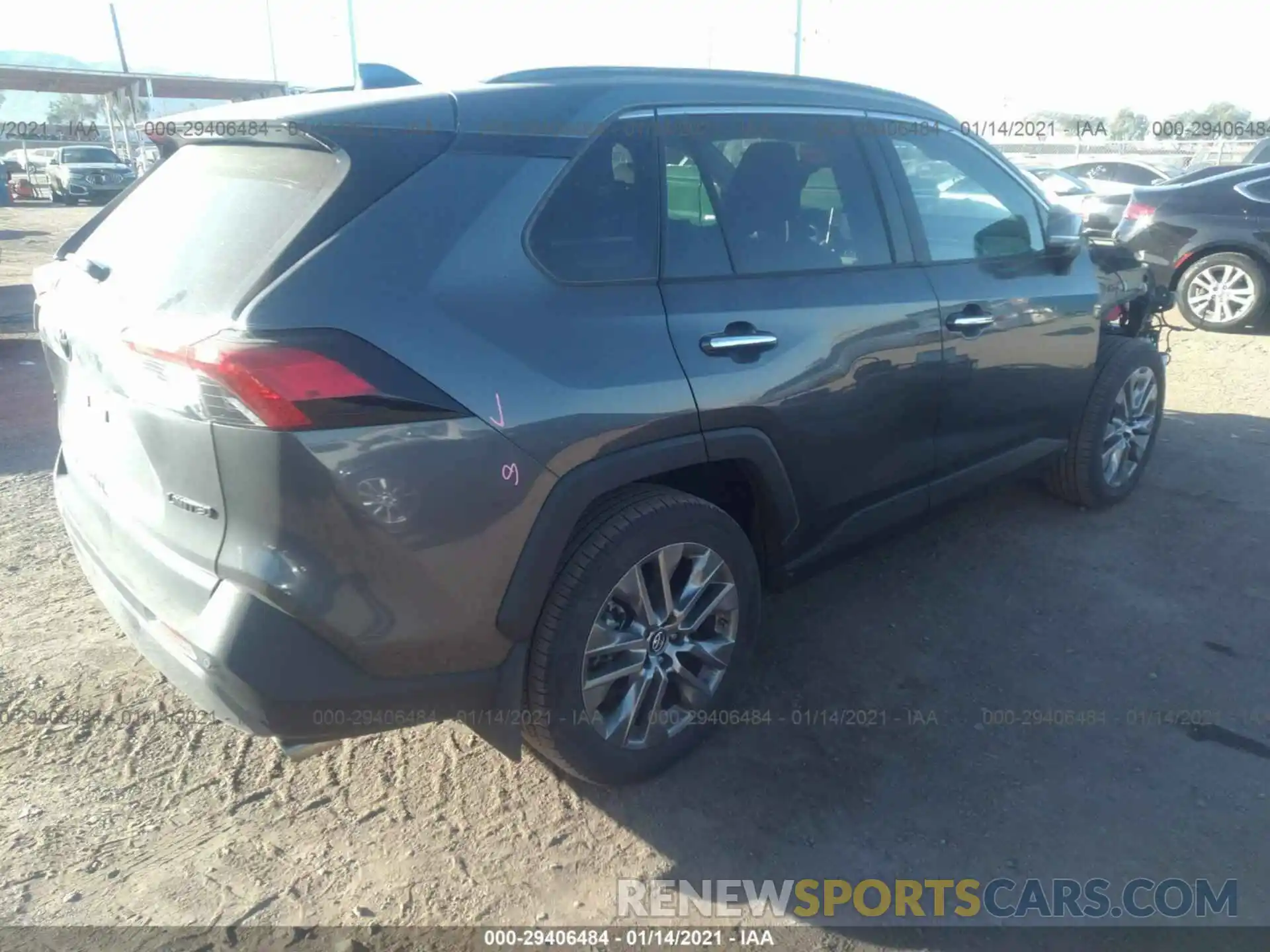 4 Photograph of a damaged car 2T3Y1RFV7KC021094 TOYOTA RAV4 2019