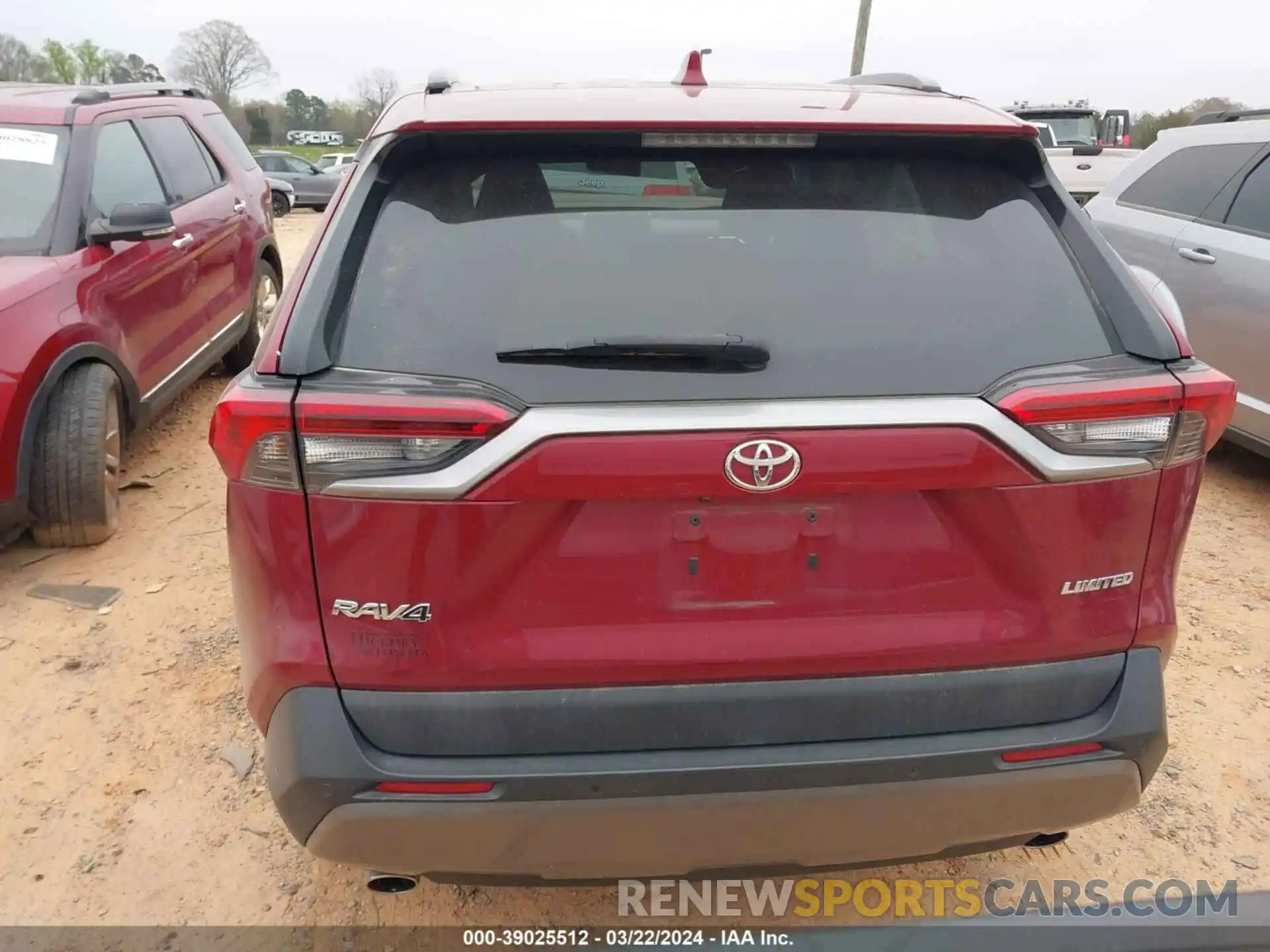 16 Photograph of a damaged car 2T3Y1RFV7KW020008 TOYOTA RAV4 2019